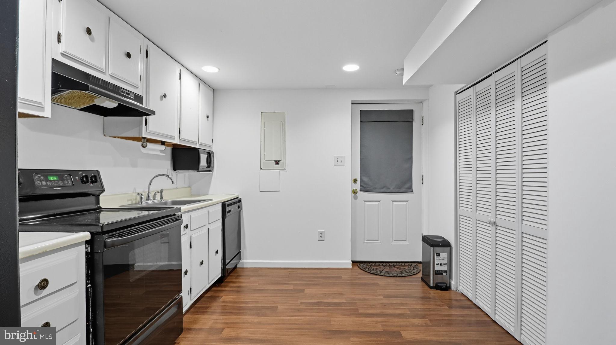 STERLING  PARK - Residential