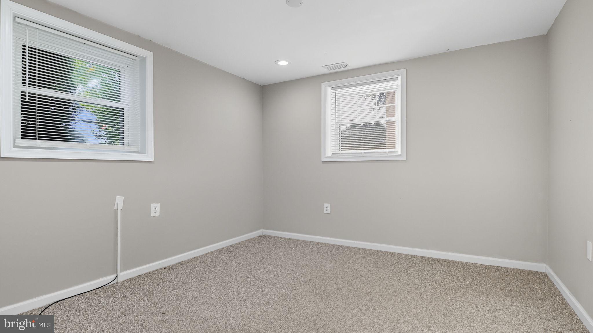 STERLING  PARK - Residential