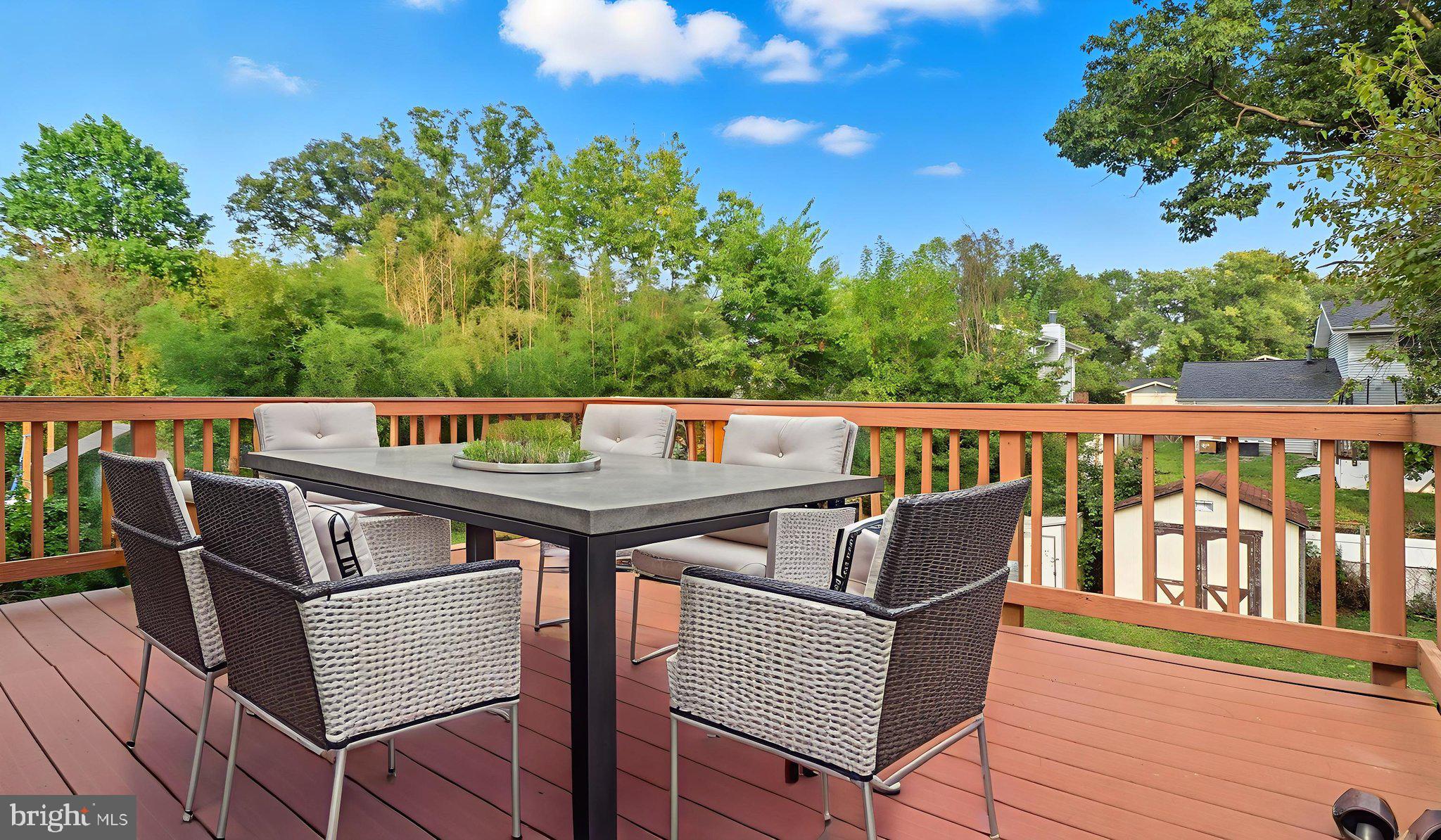 STERLING  PARK - Residential