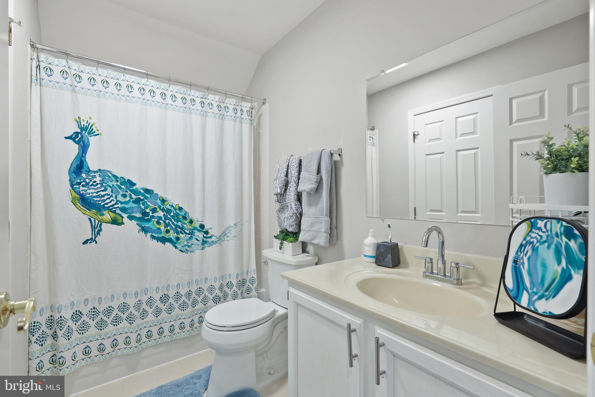 BURLEIGH MANOR - Residential Lease