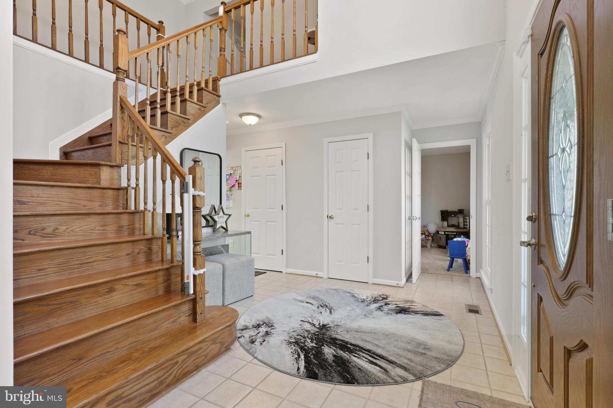 BURLEIGH MANOR - Residential Lease