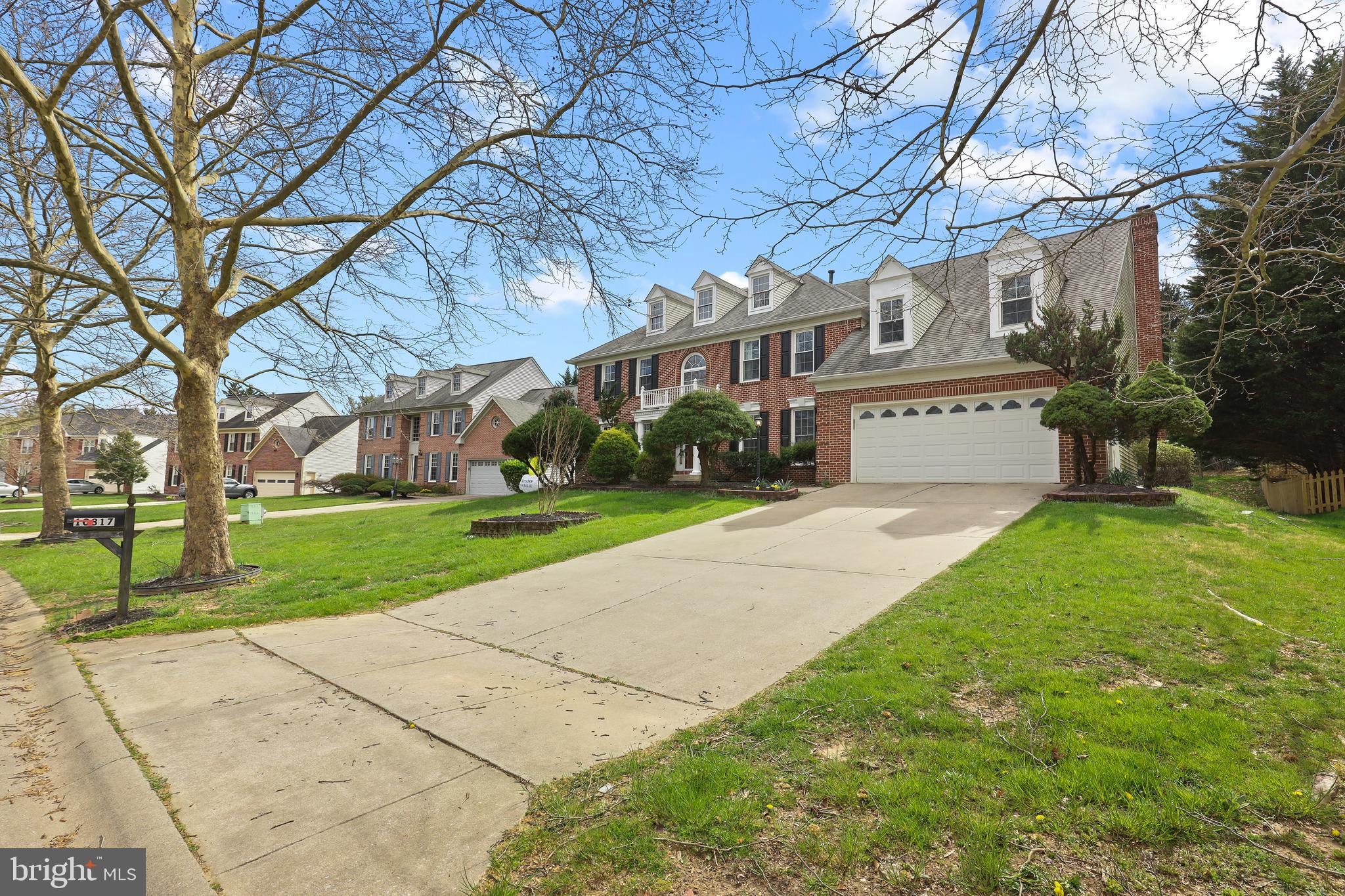 BURLEIGH MANOR - Residential Lease