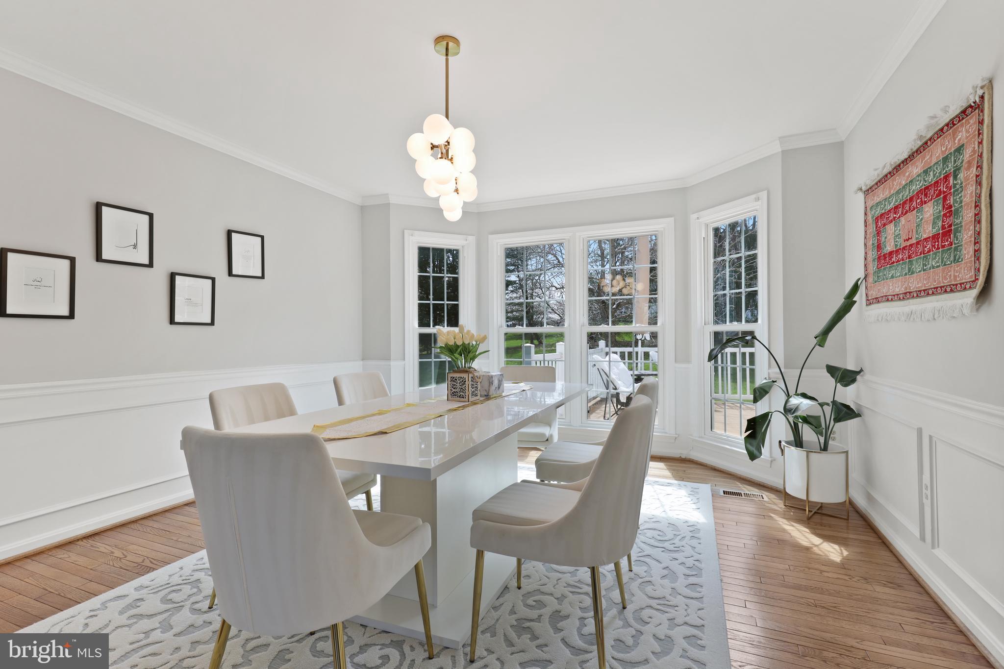 BURLEIGH MANOR - Residential Lease