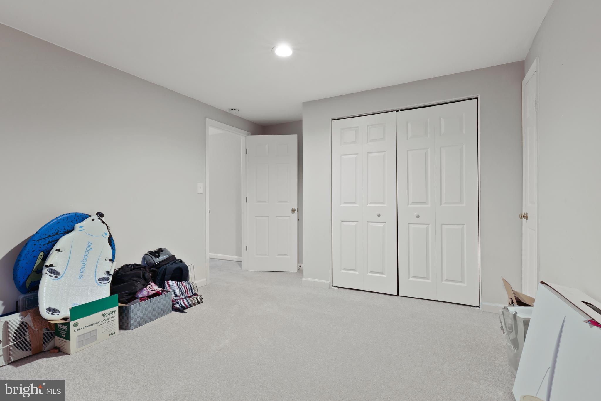 BURLEIGH MANOR - Residential Lease