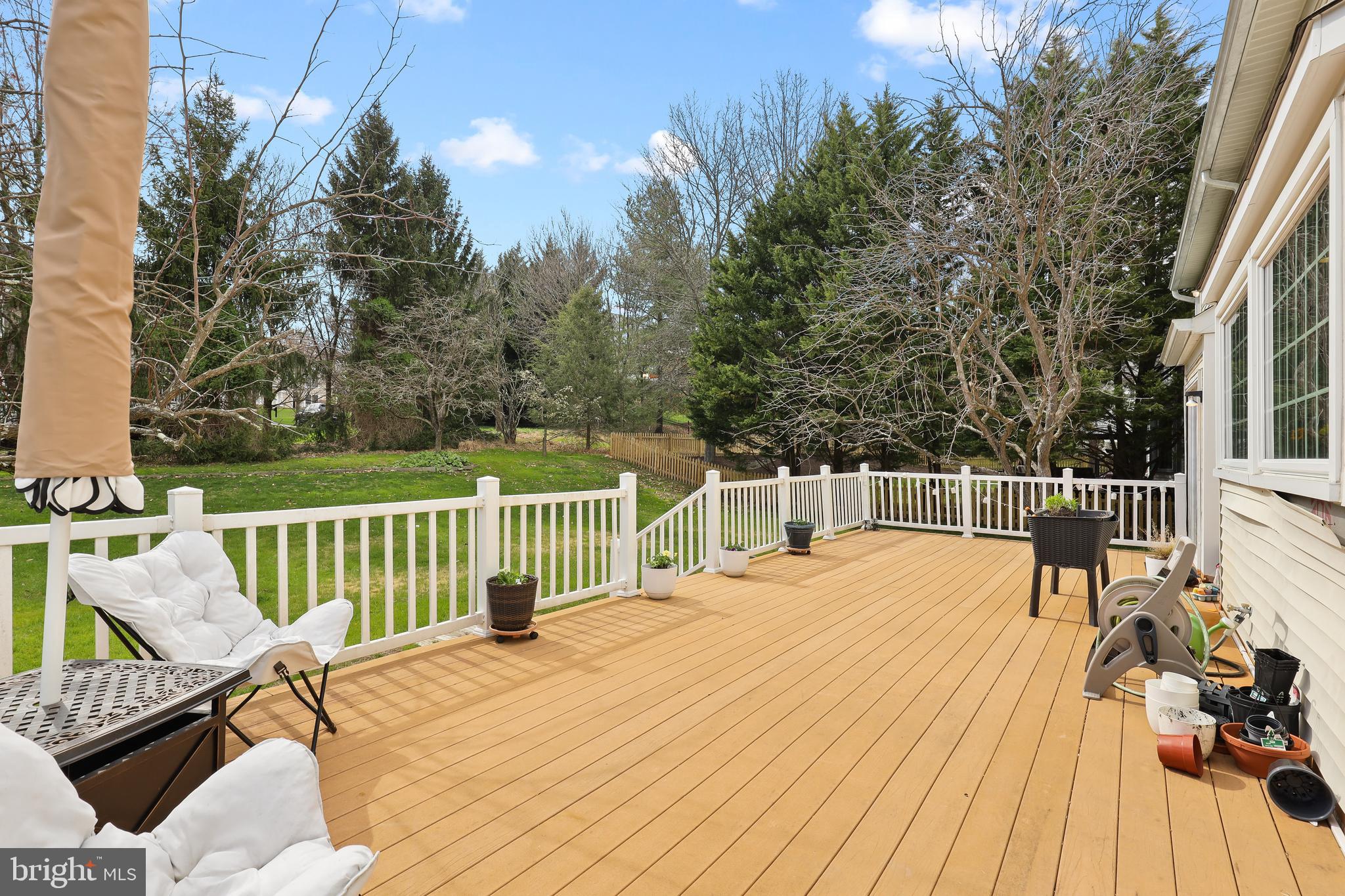 BURLEIGH MANOR - Residential Lease