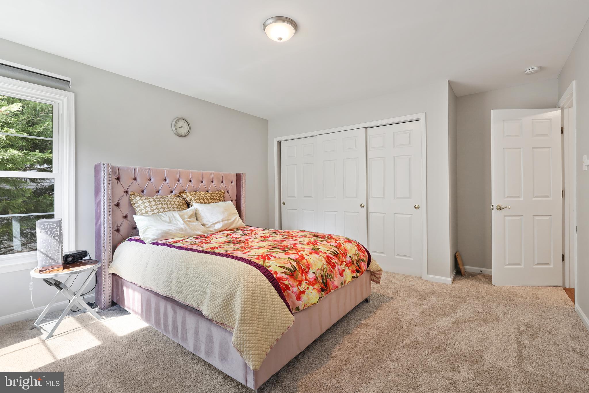 BURLEIGH MANOR - Residential Lease