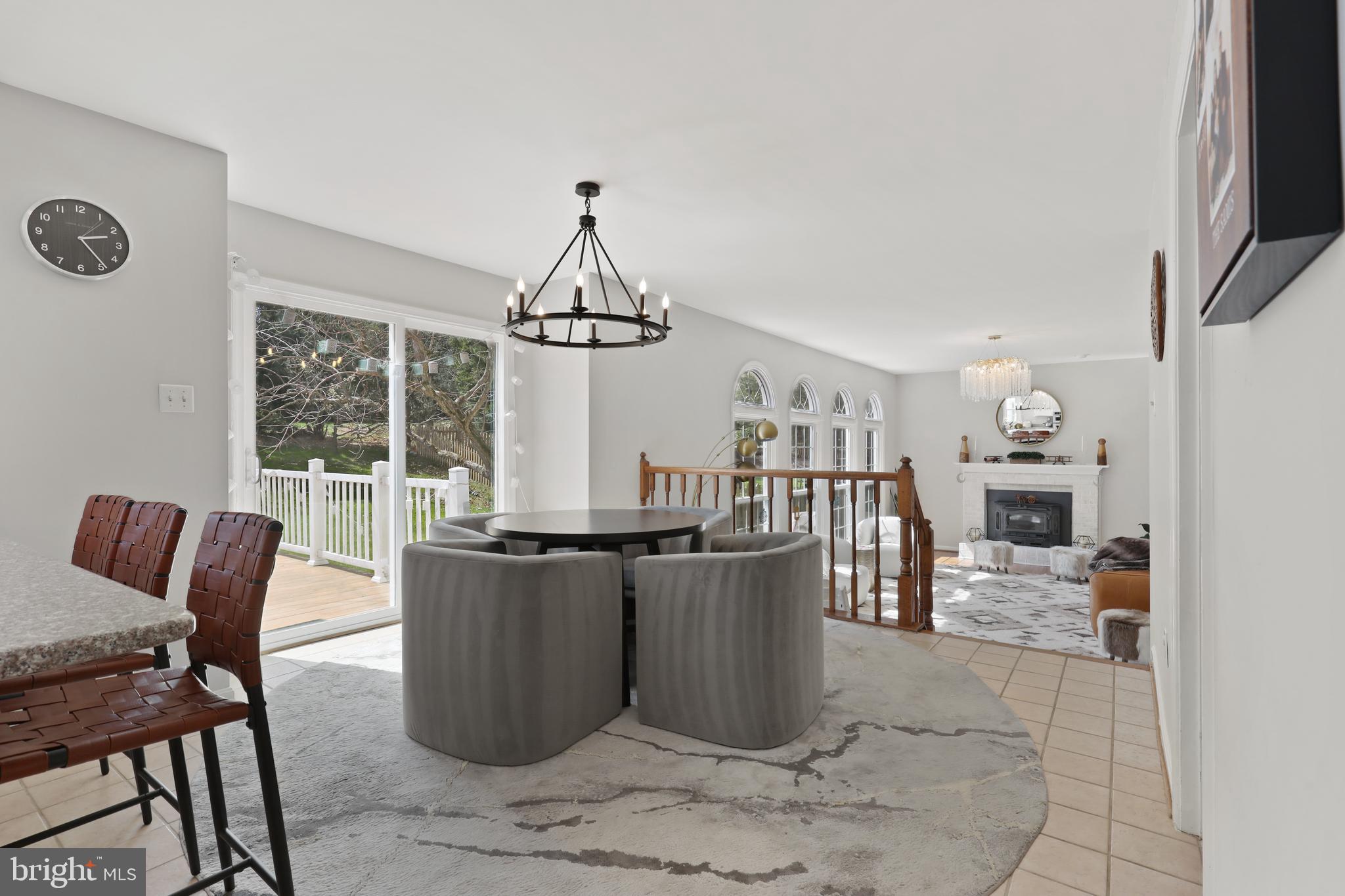 BURLEIGH MANOR - Residential Lease