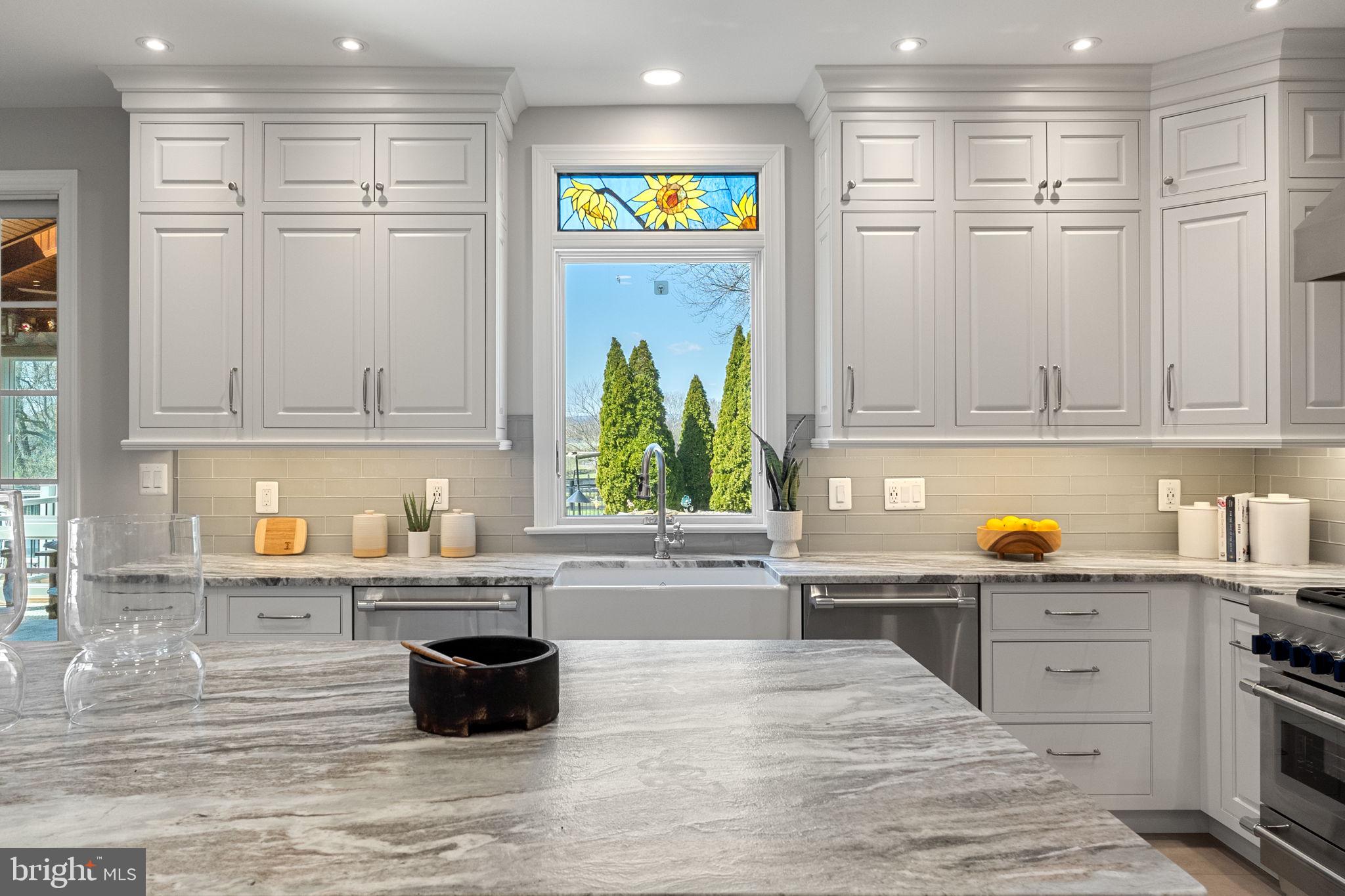 PEACOCK - Residential