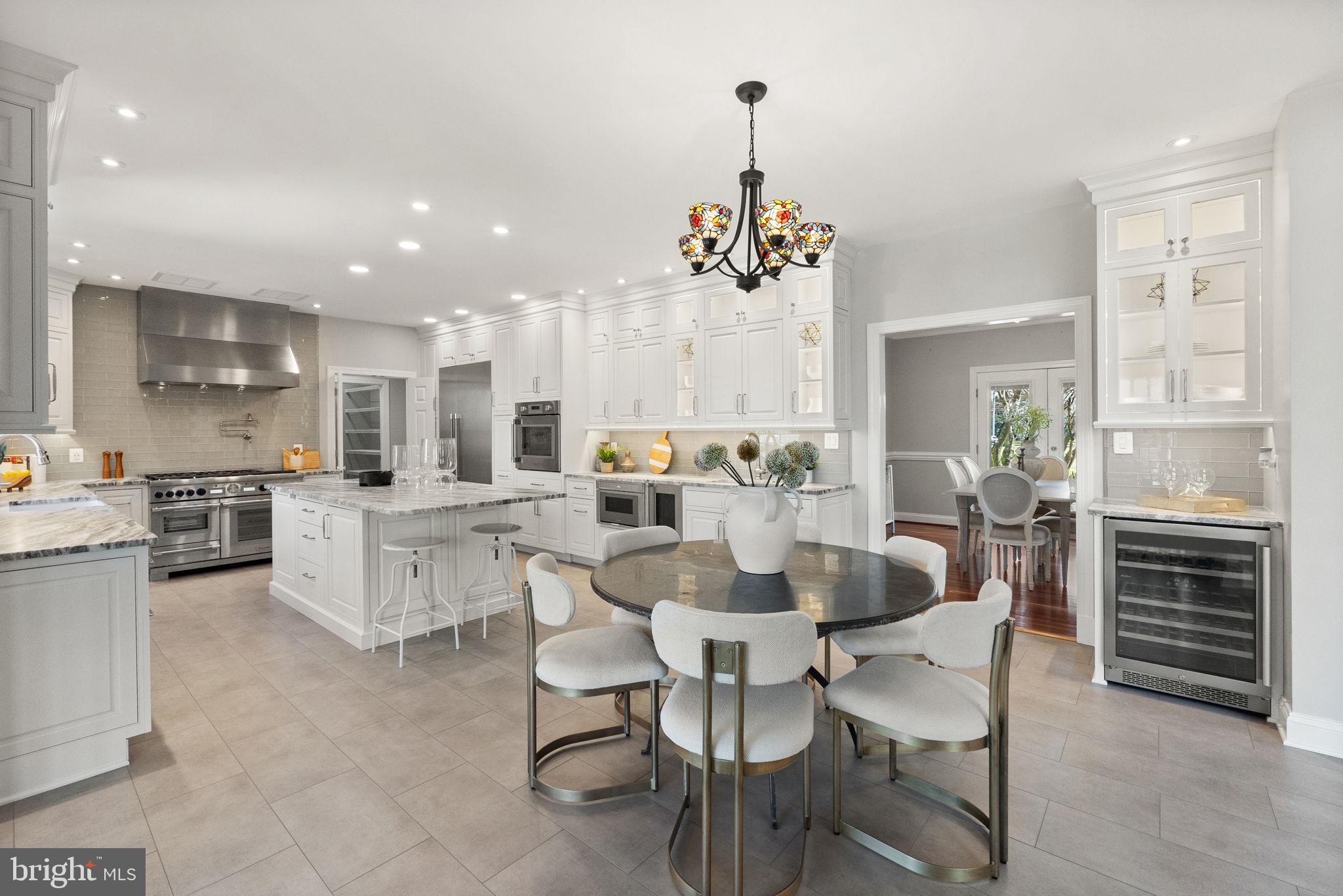 PEACOCK - Residential