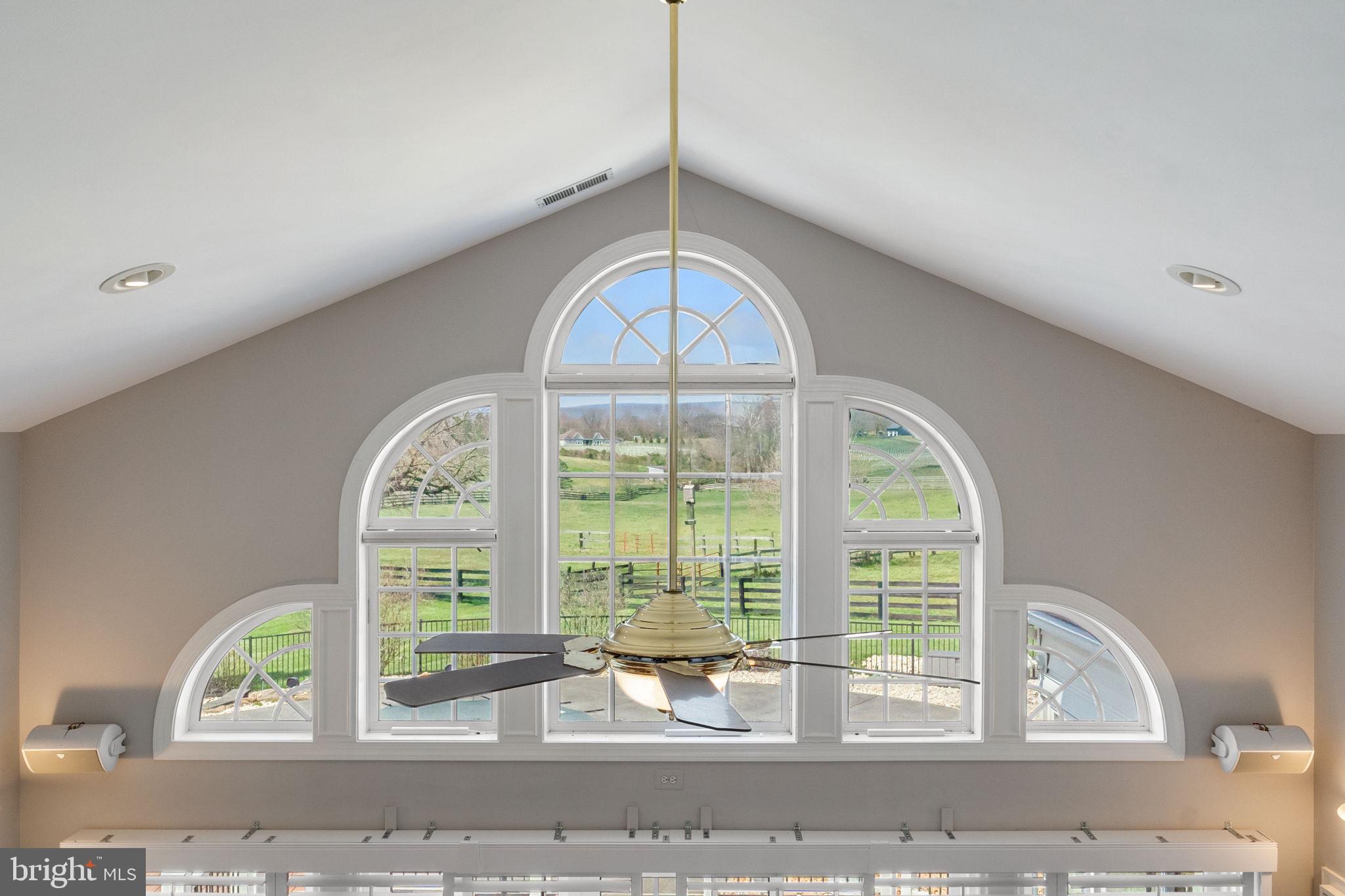 PEACOCK - Residential