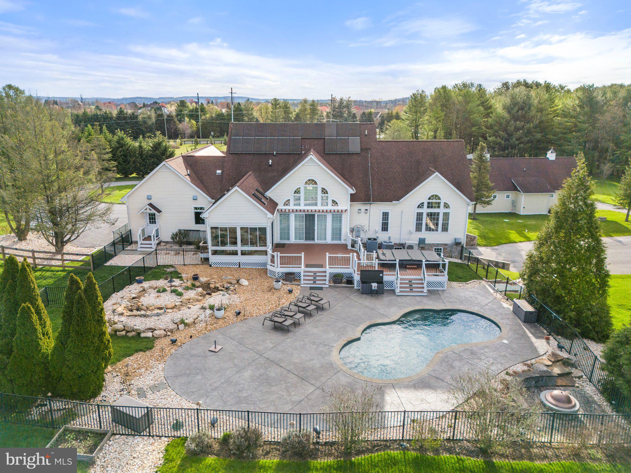 PEACOCK - Residential