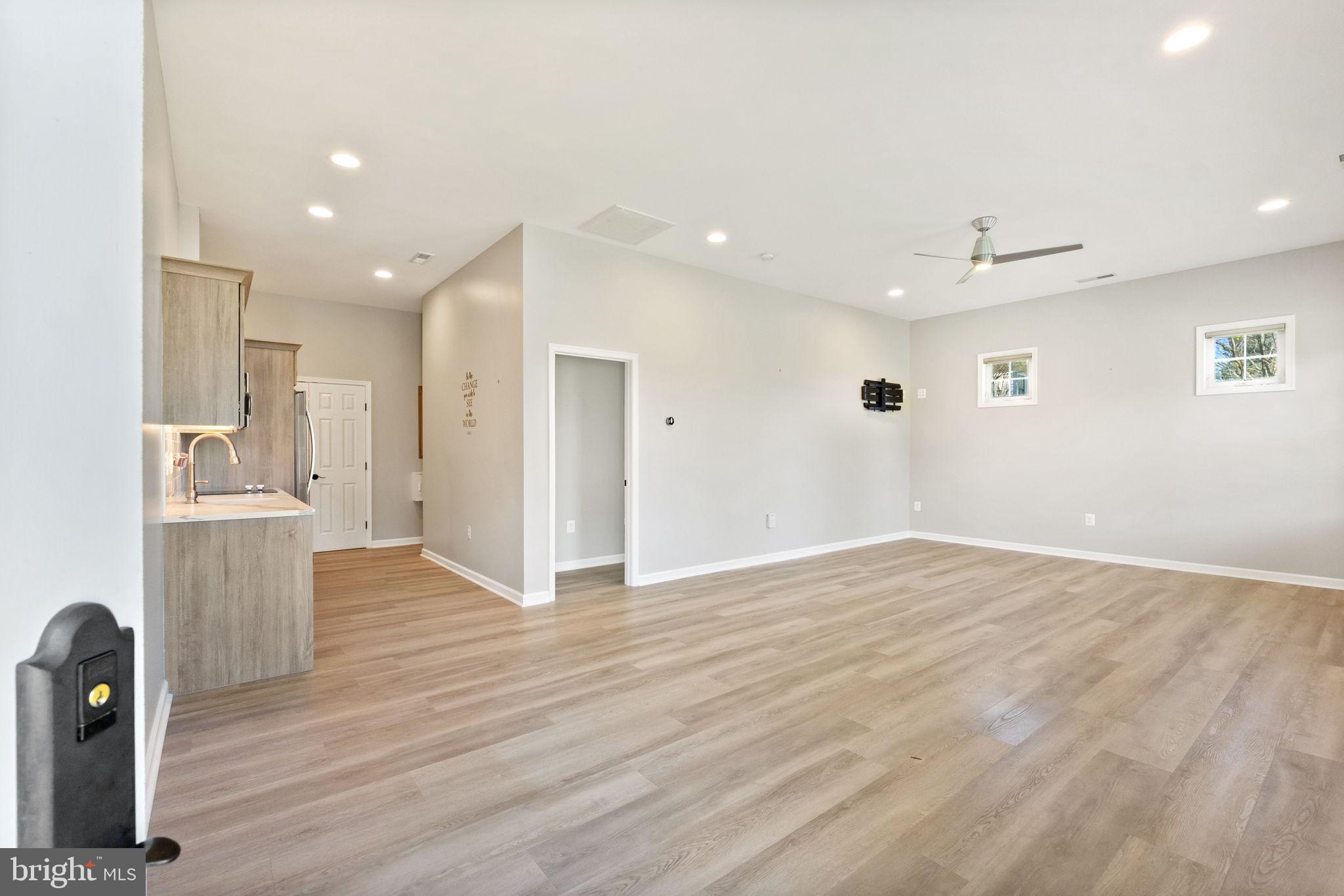 PEACOCK - Residential