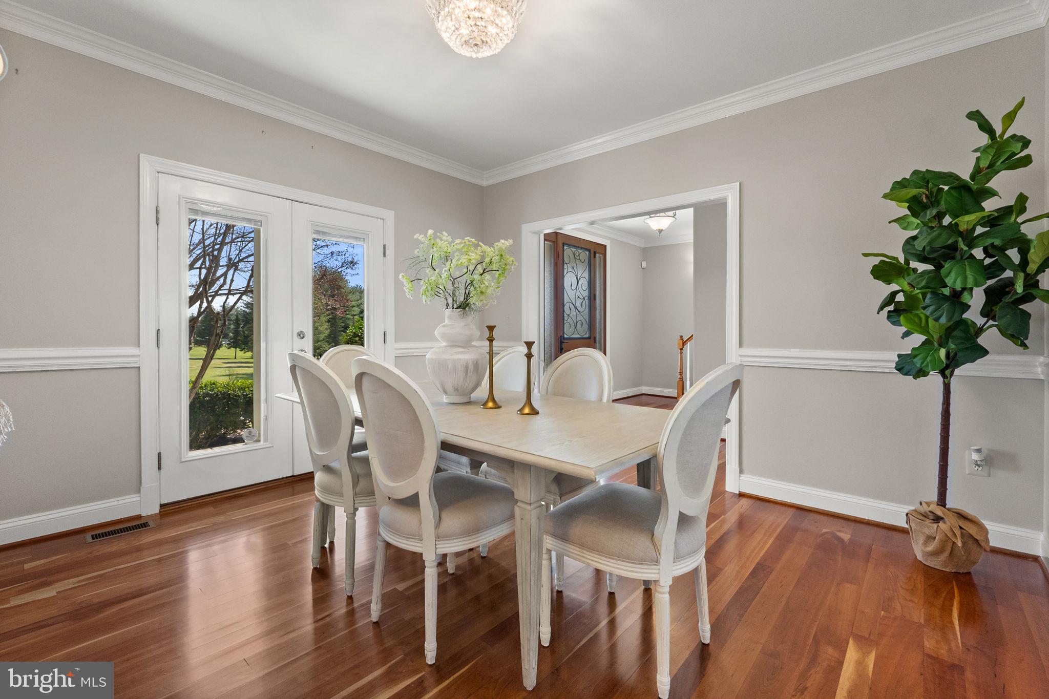 PEACOCK - Residential