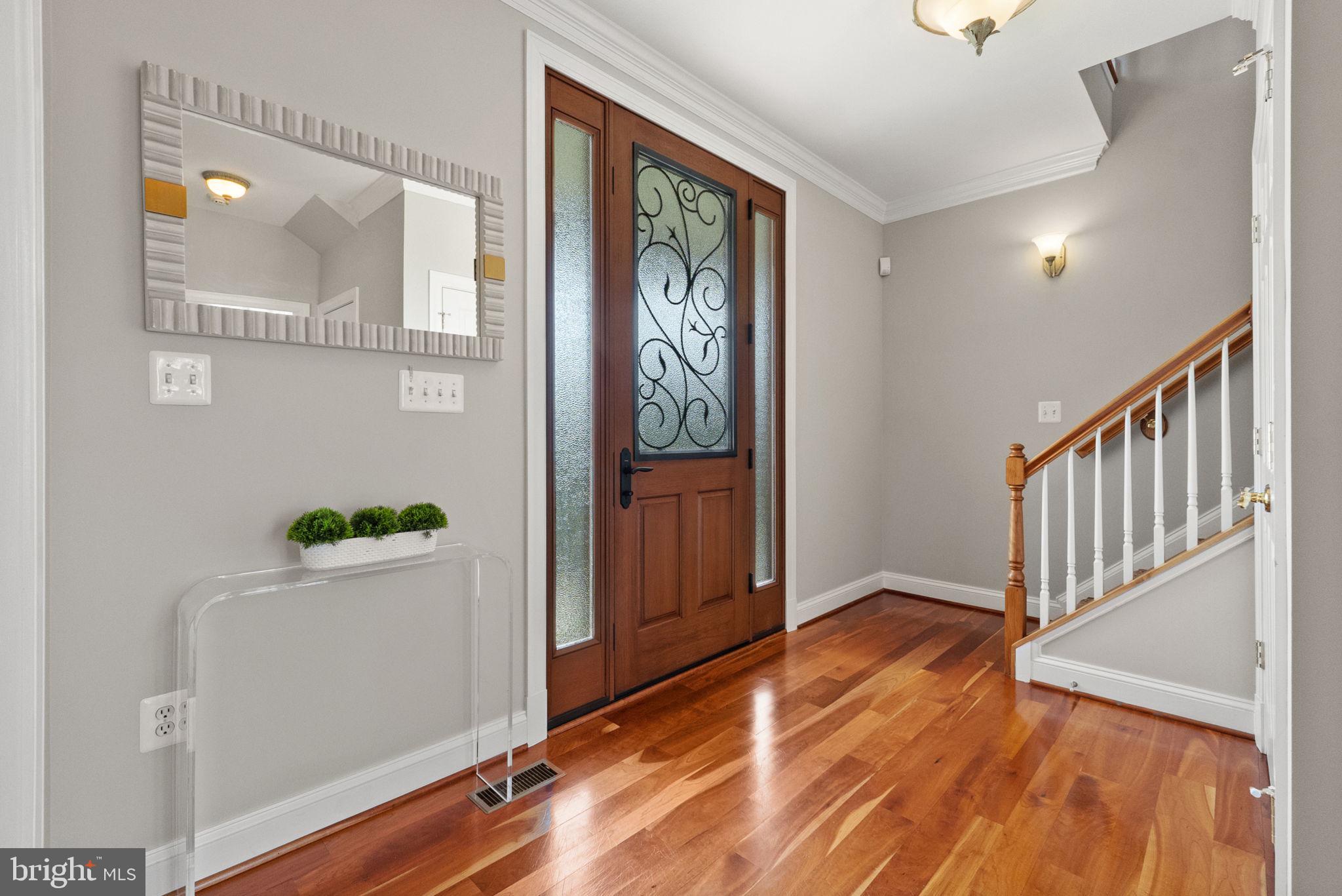 PEACOCK - Residential