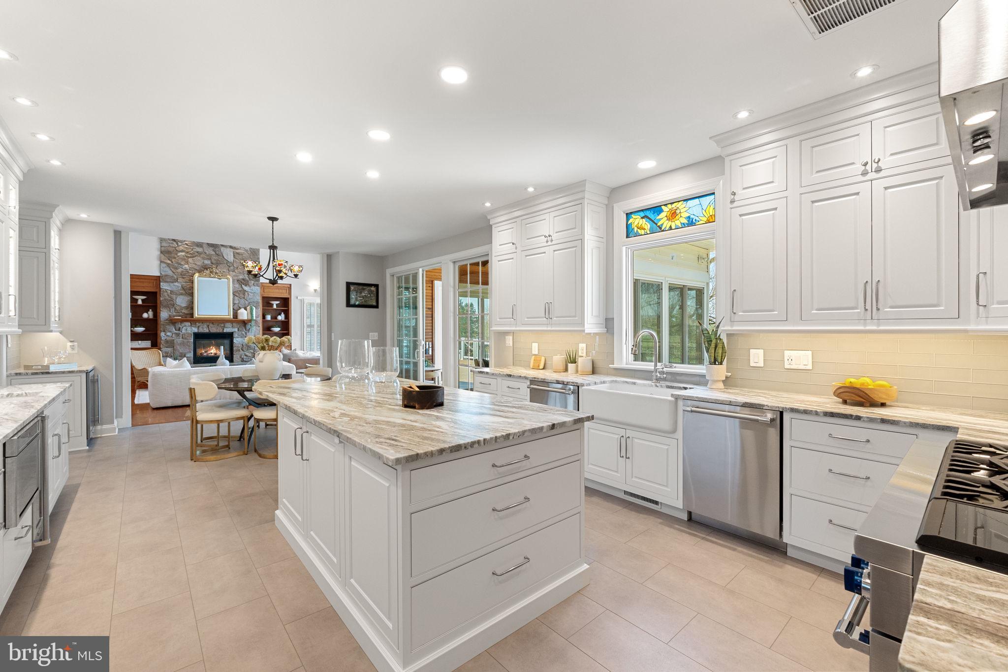 PEACOCK - Residential