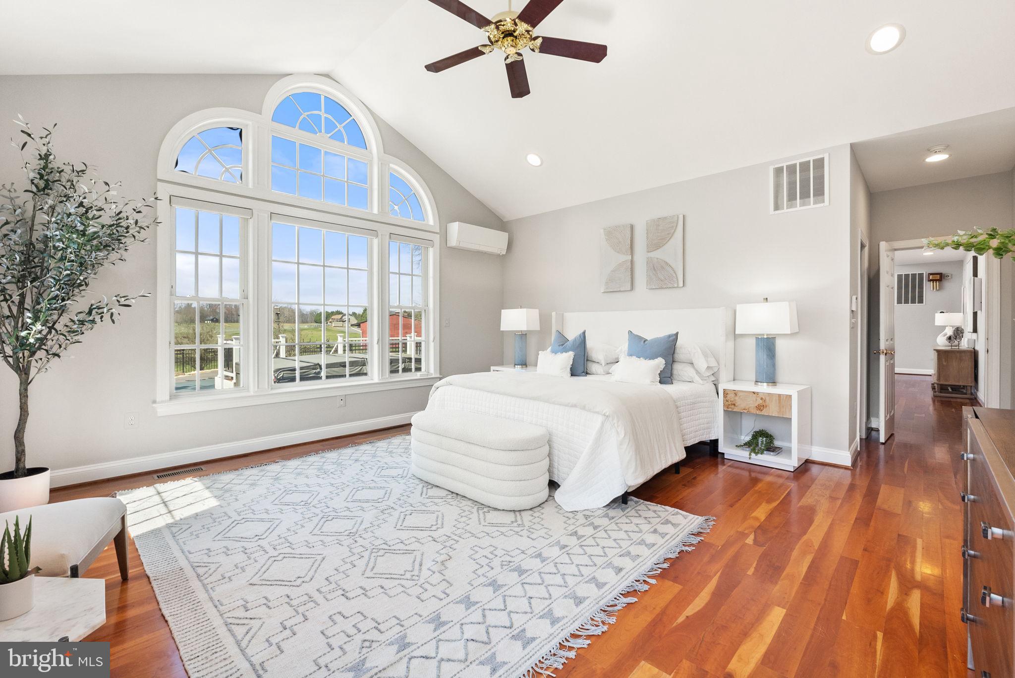 PEACOCK - Residential