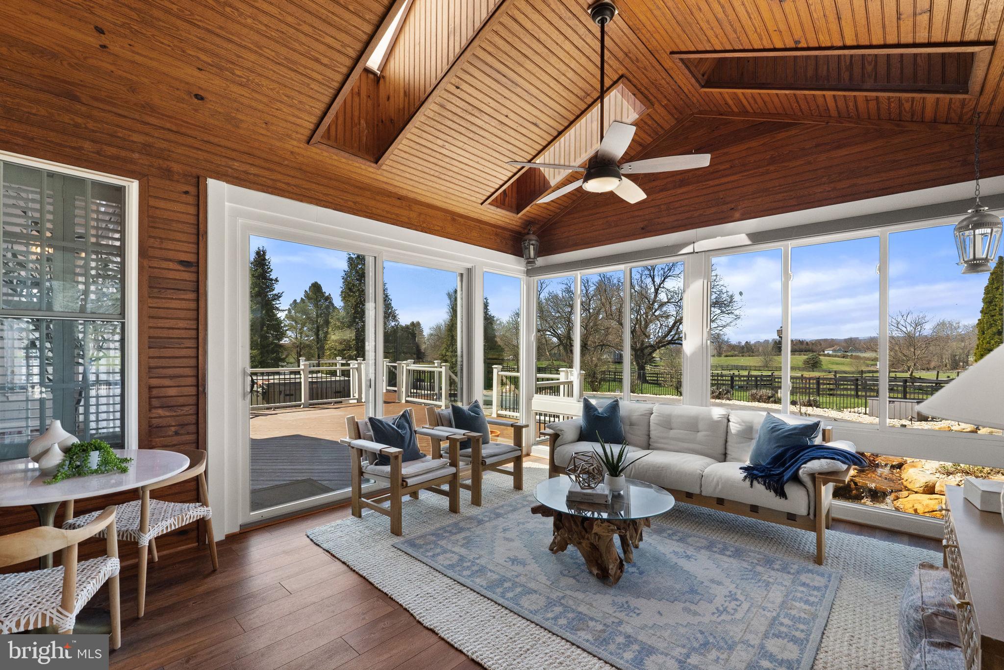 PEACOCK - Residential