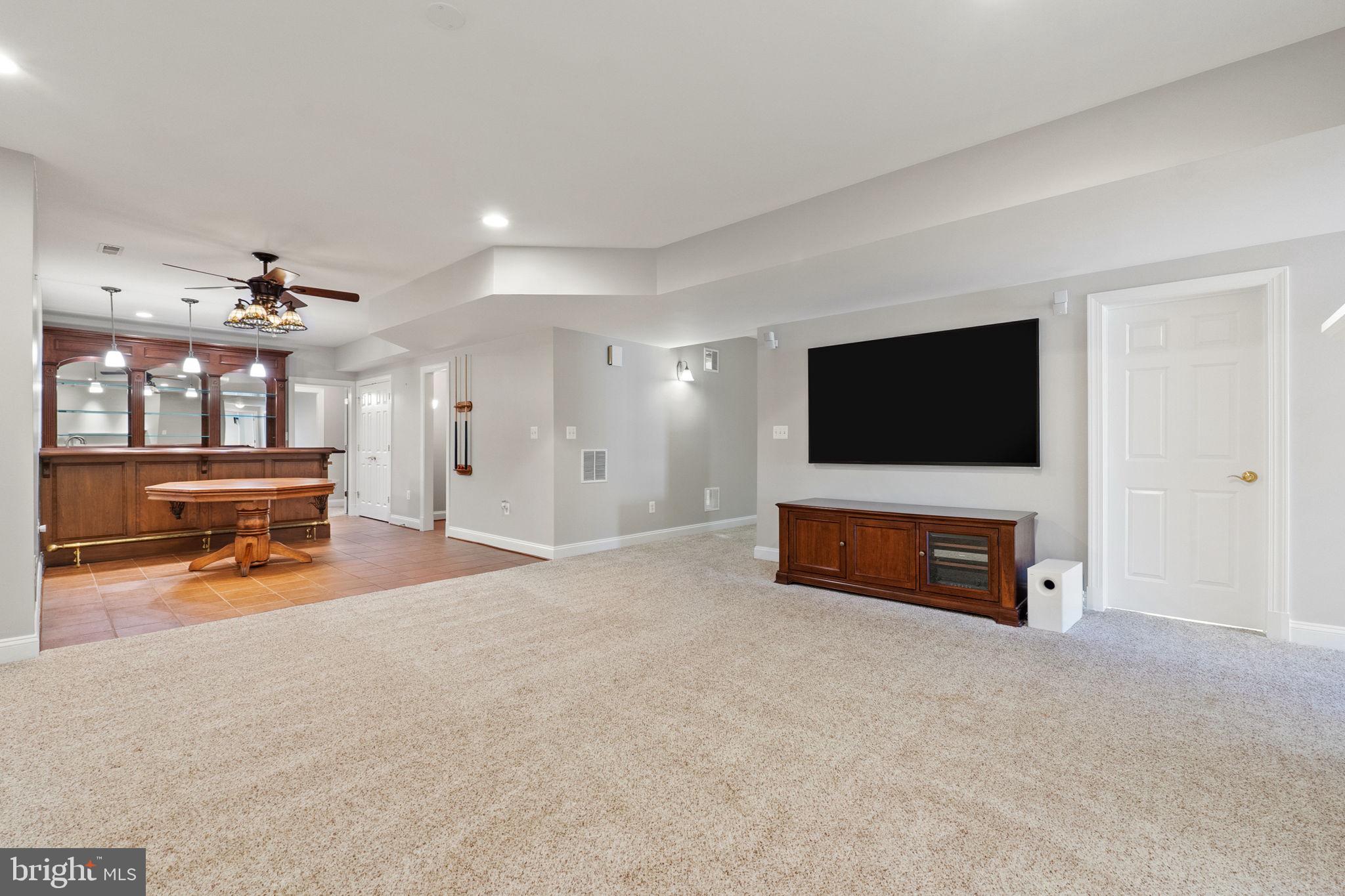 PEACOCK - Residential