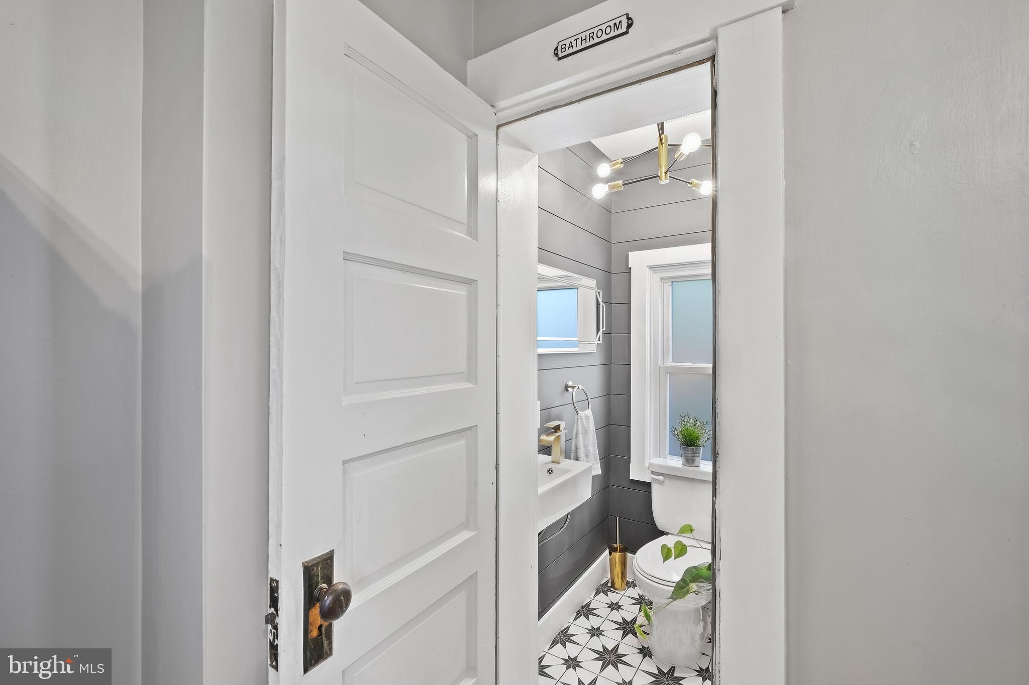 DOWNTOWN FREDERICK - Residential Lease