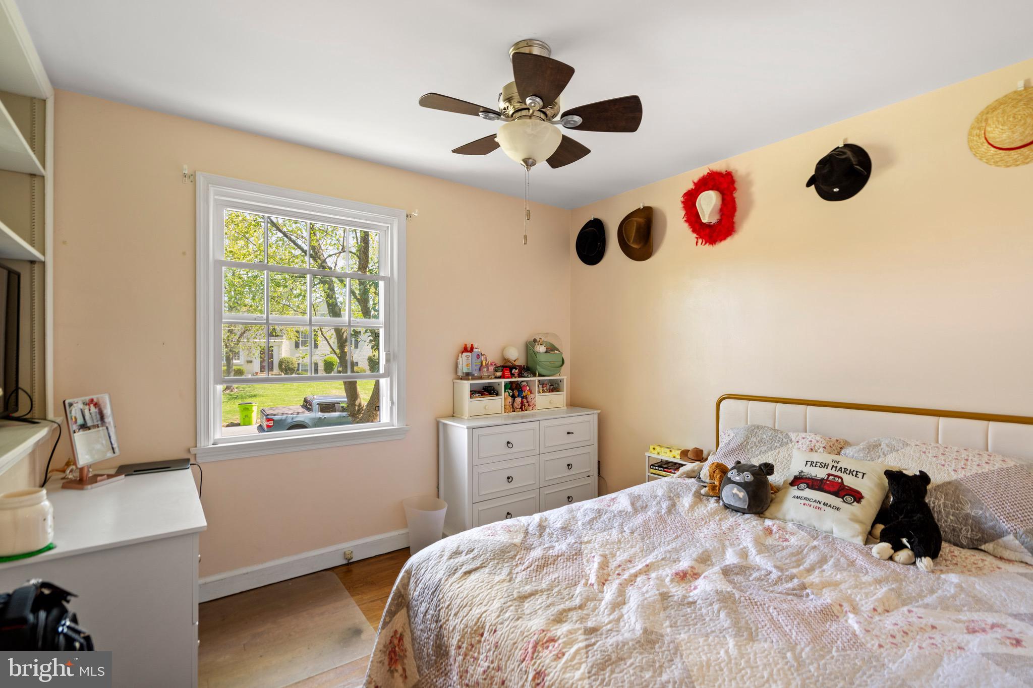 YATES VILLAGE - Residential