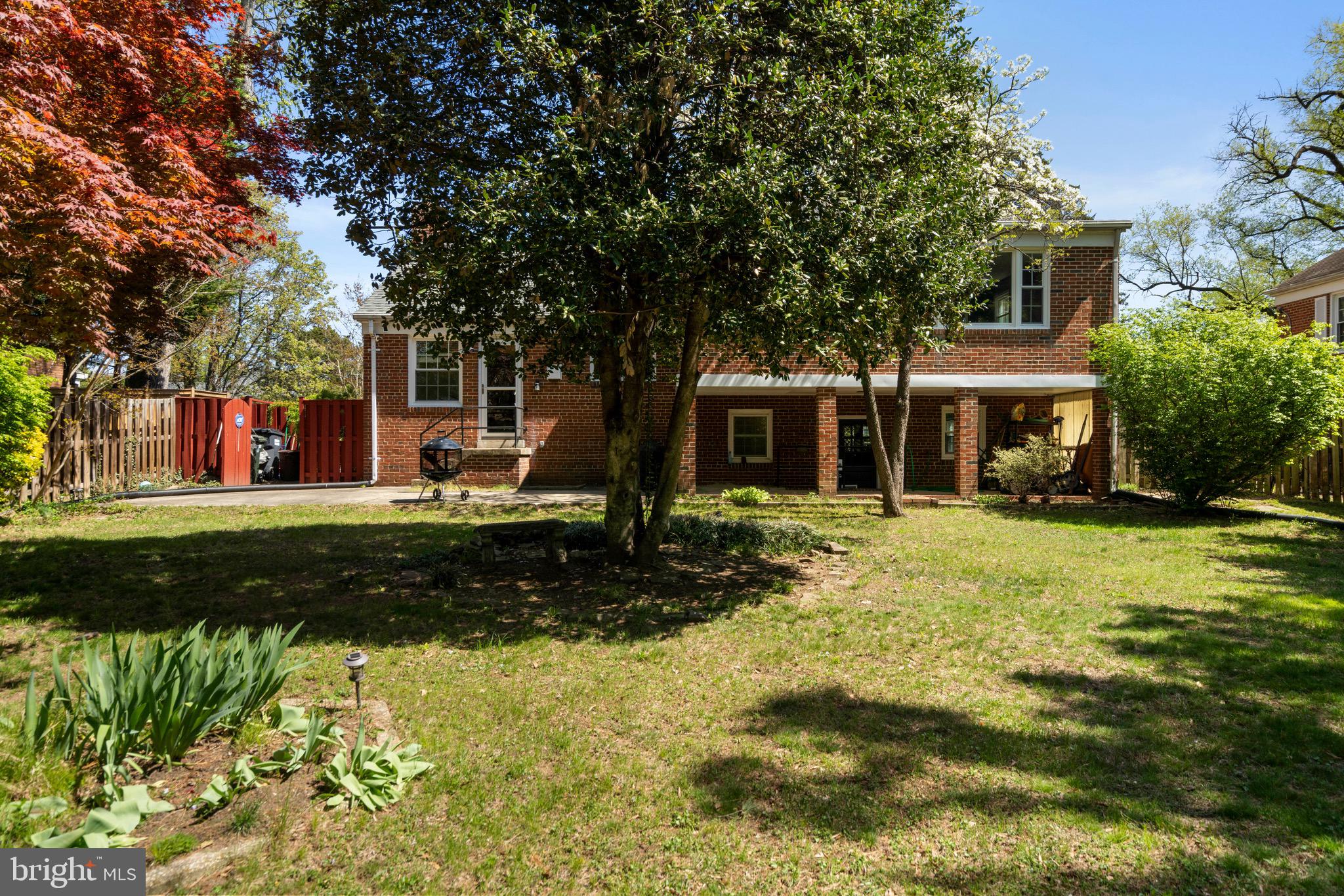 YATES VILLAGE - Residential