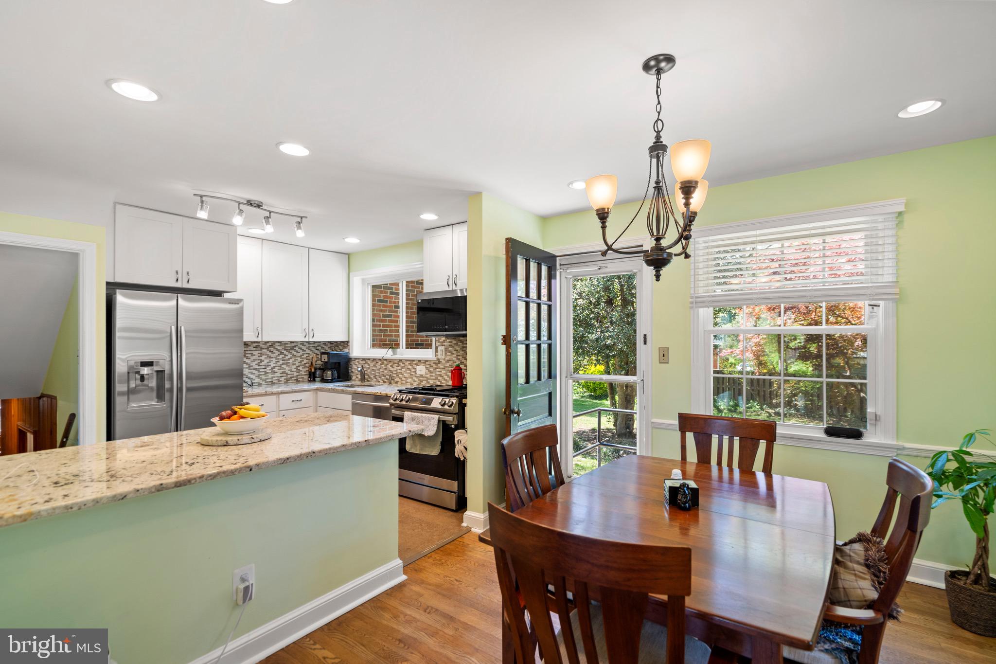 YATES VILLAGE - Residential