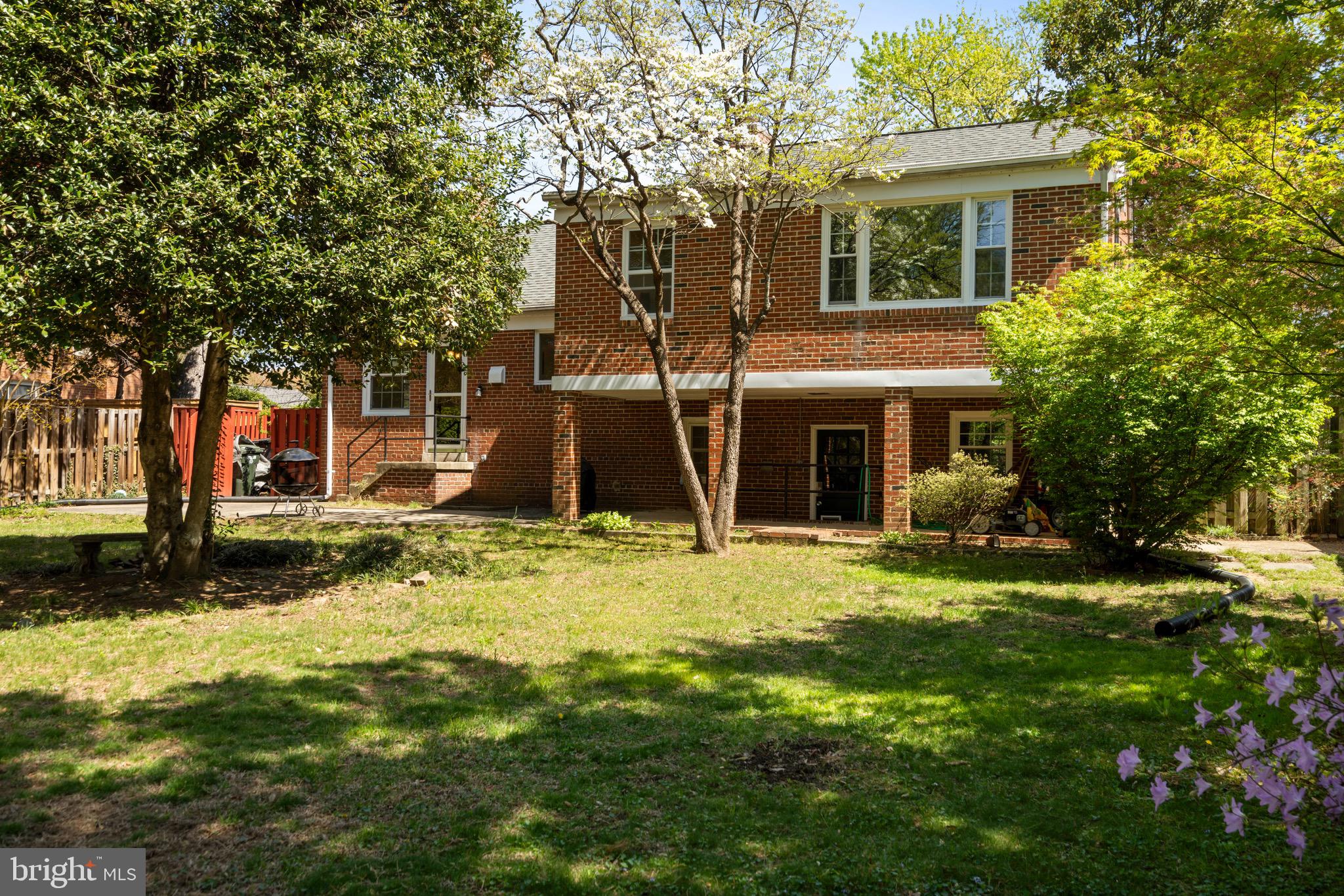 YATES VILLAGE - Residential