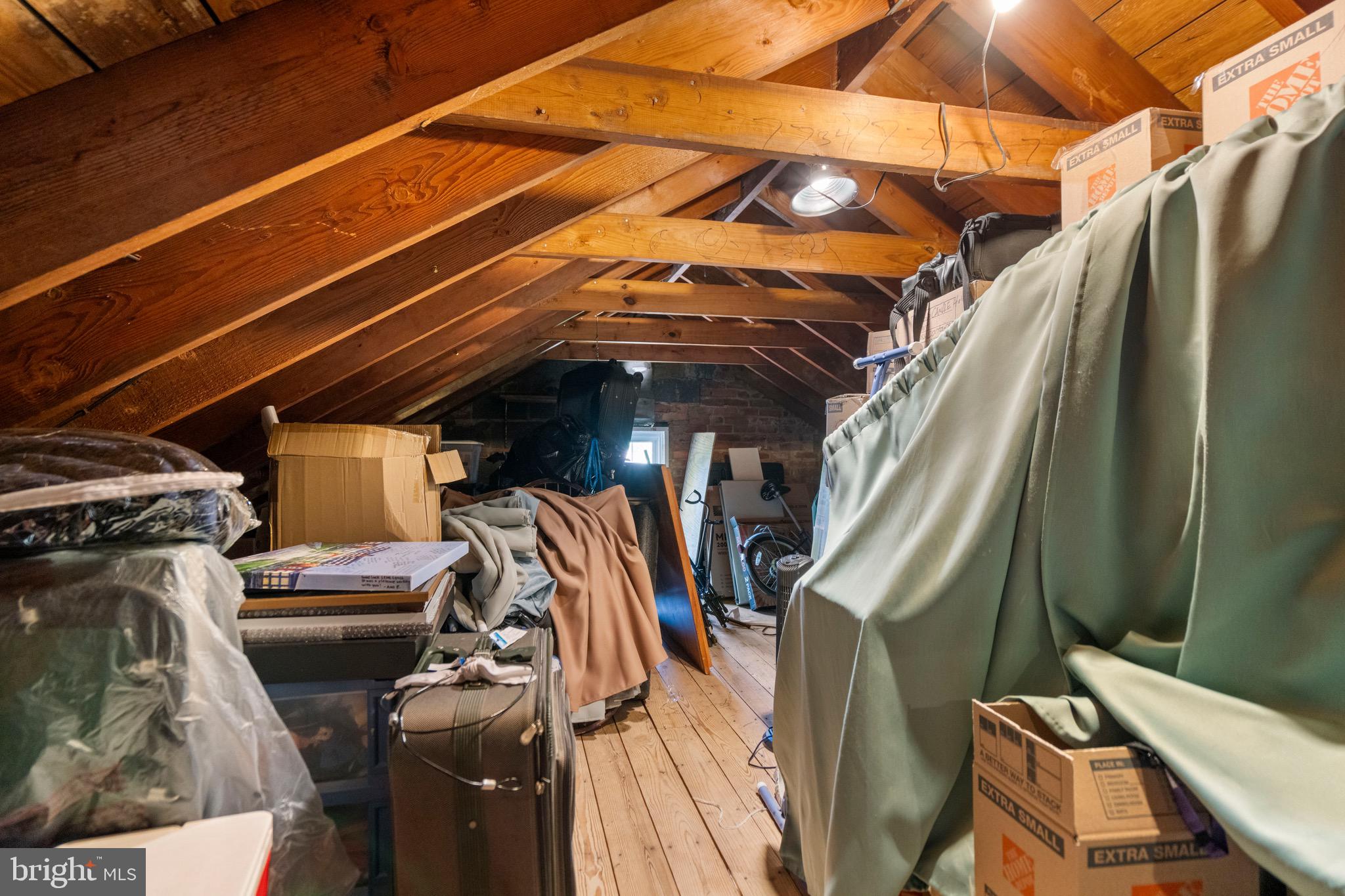 YATES VILLAGE - Residential