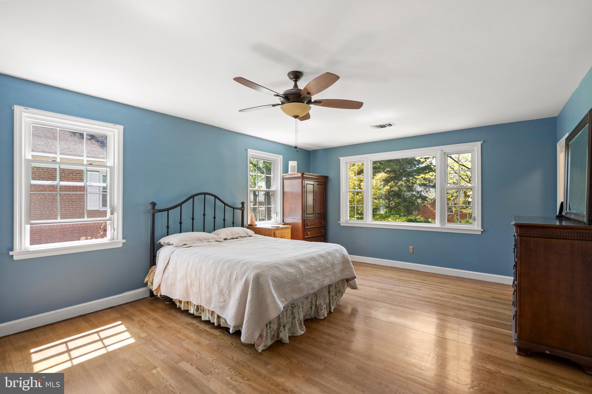 6110 DORCHESTER STREET