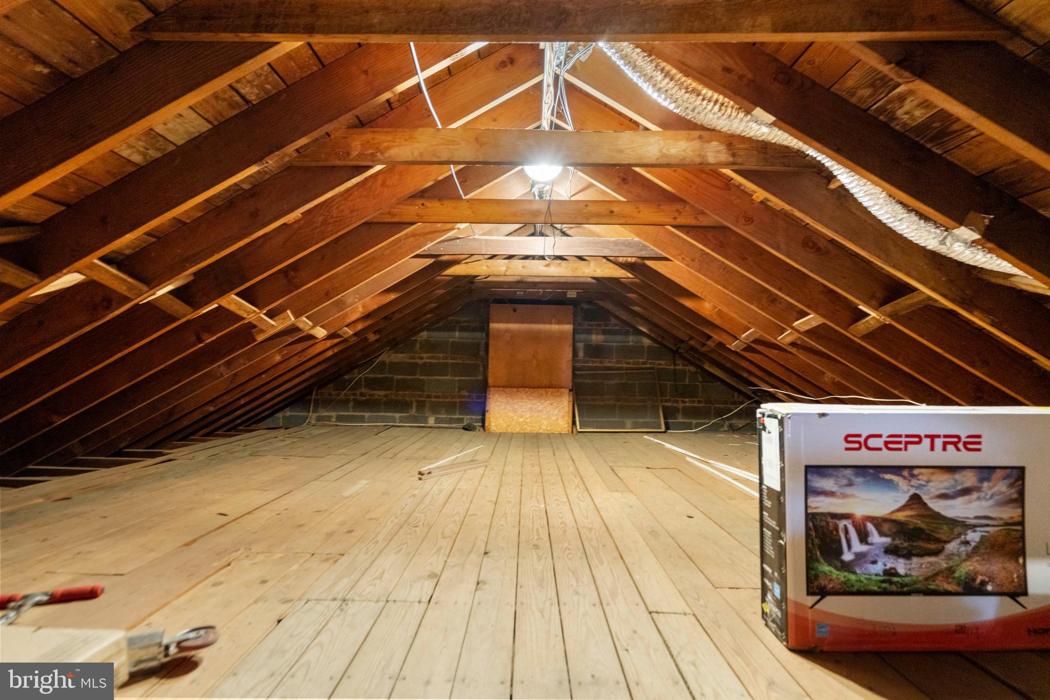 YATES VILLAGE - Residential