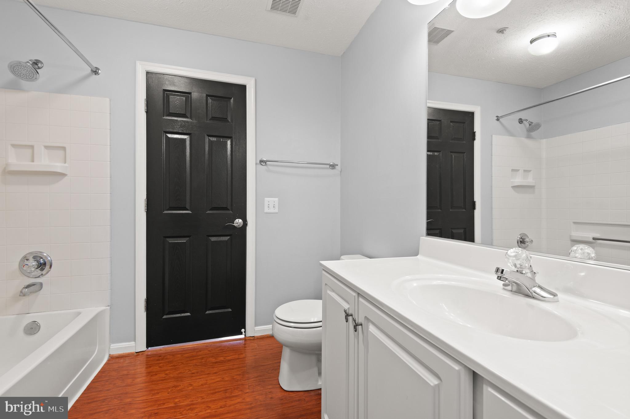 WINDGATE CONDO - Residential