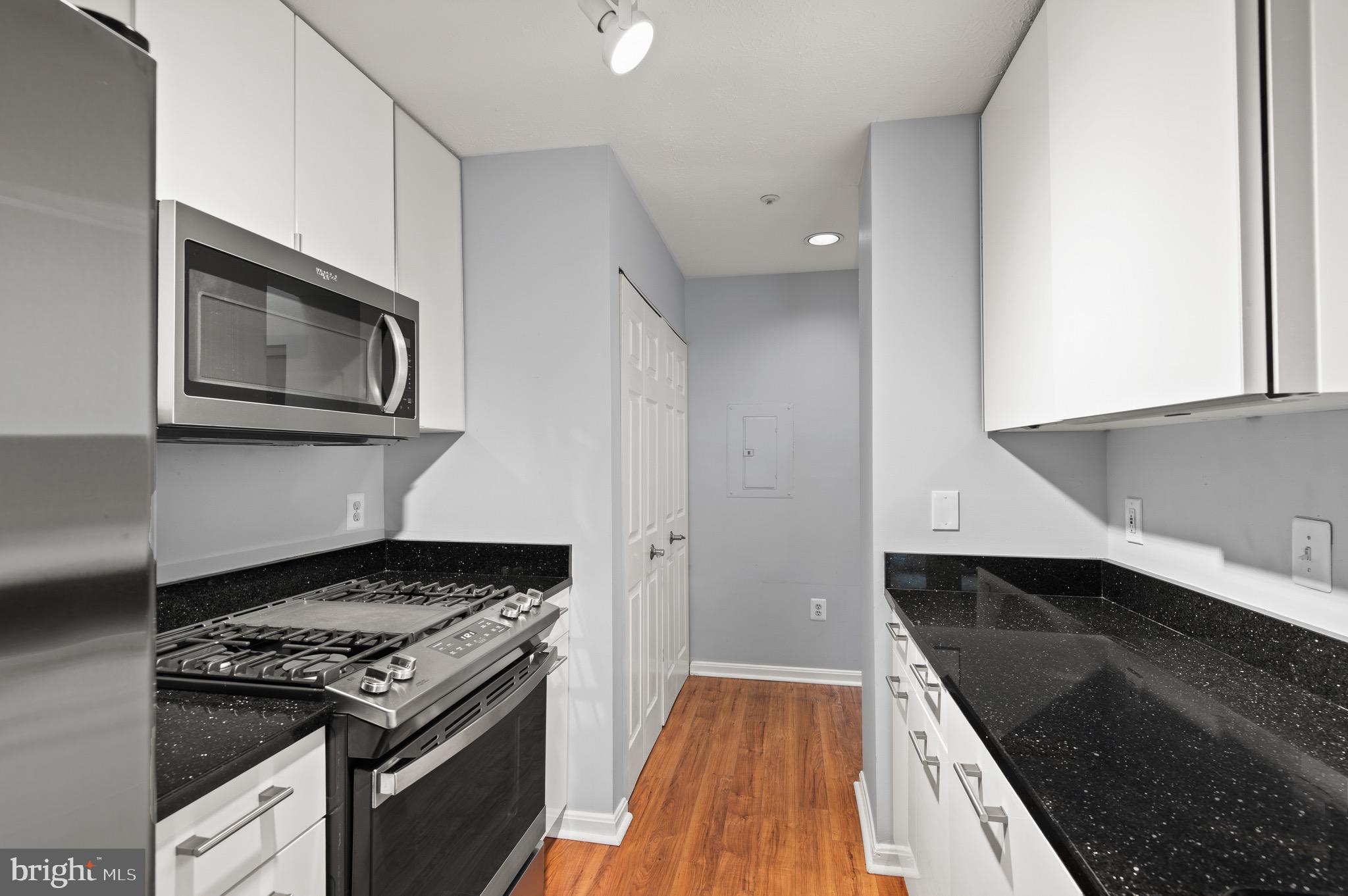 WINDGATE CONDO - Residential