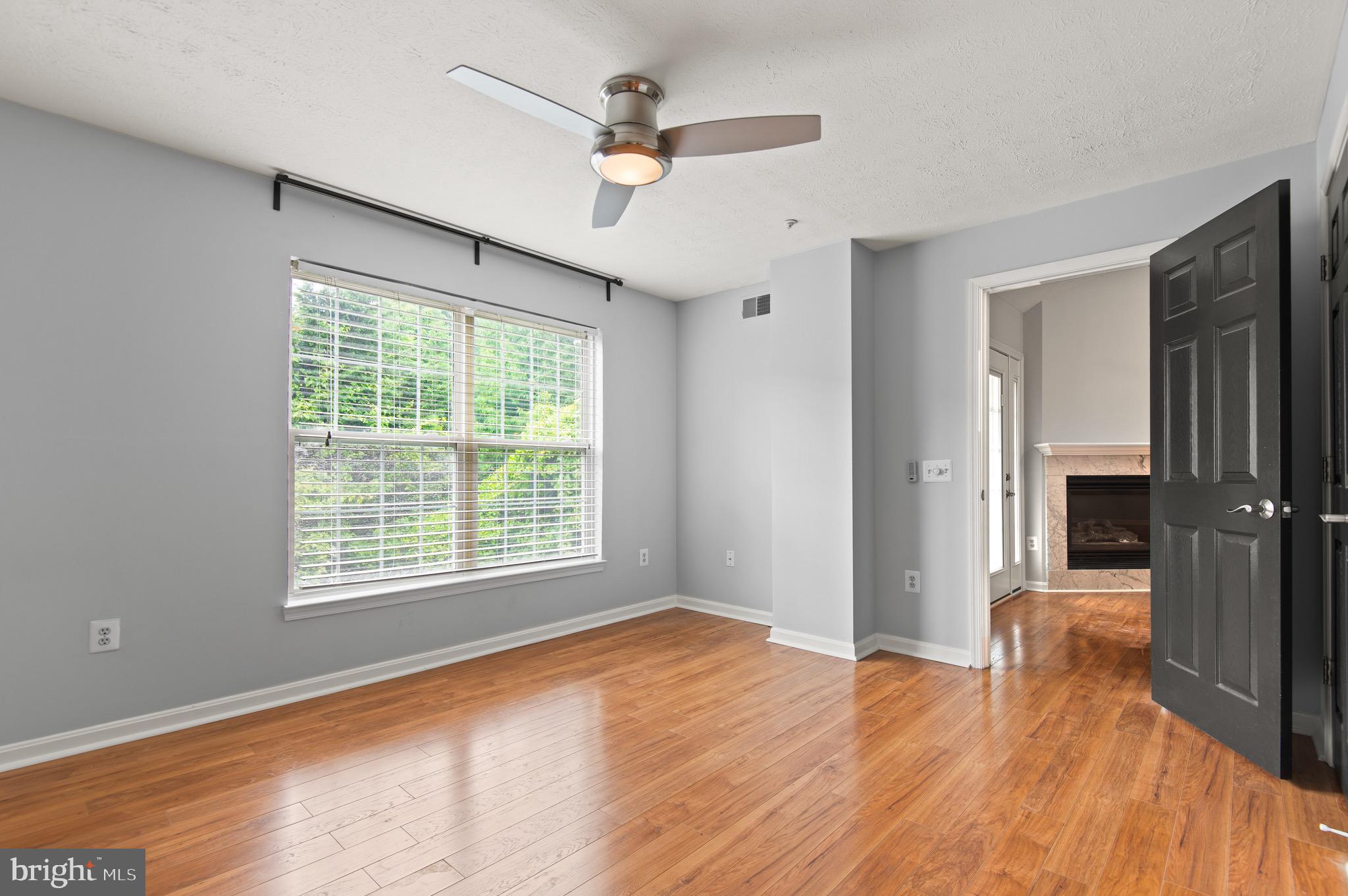 WINDGATE CONDO - Residential