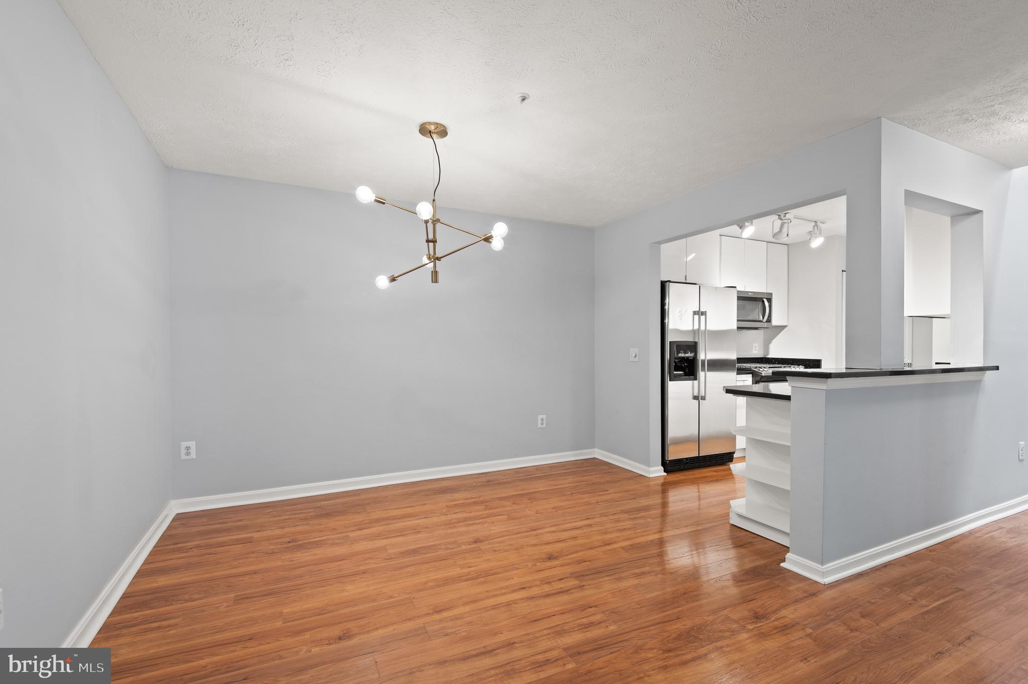 WINDGATE CONDO - Residential