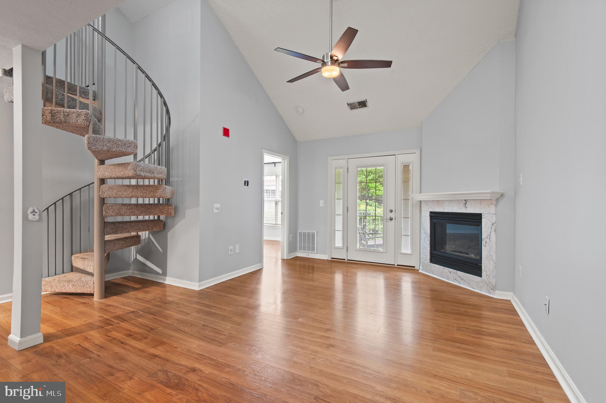 WINDGATE CONDO - Residential