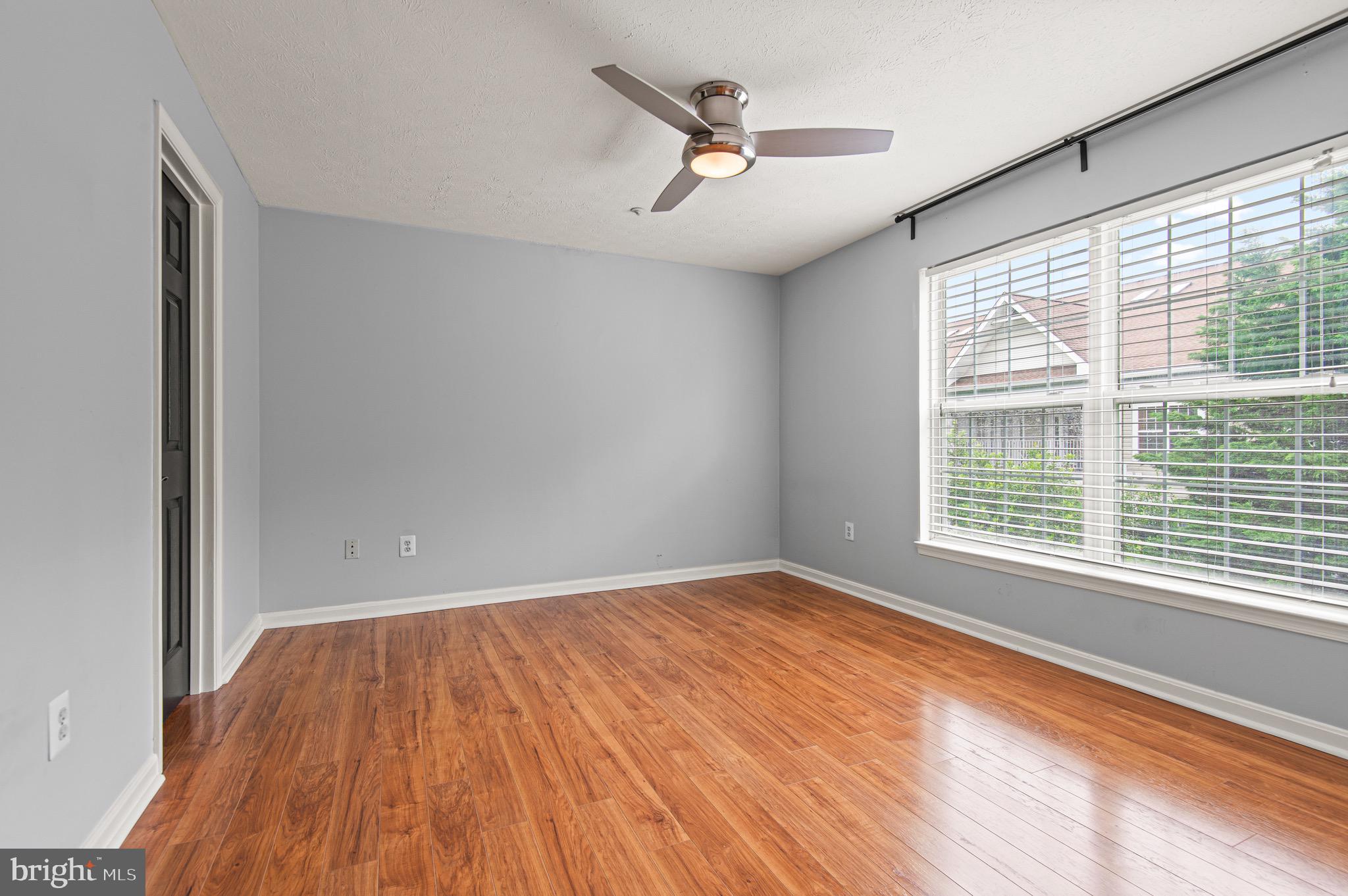 WINDGATE CONDO - Residential