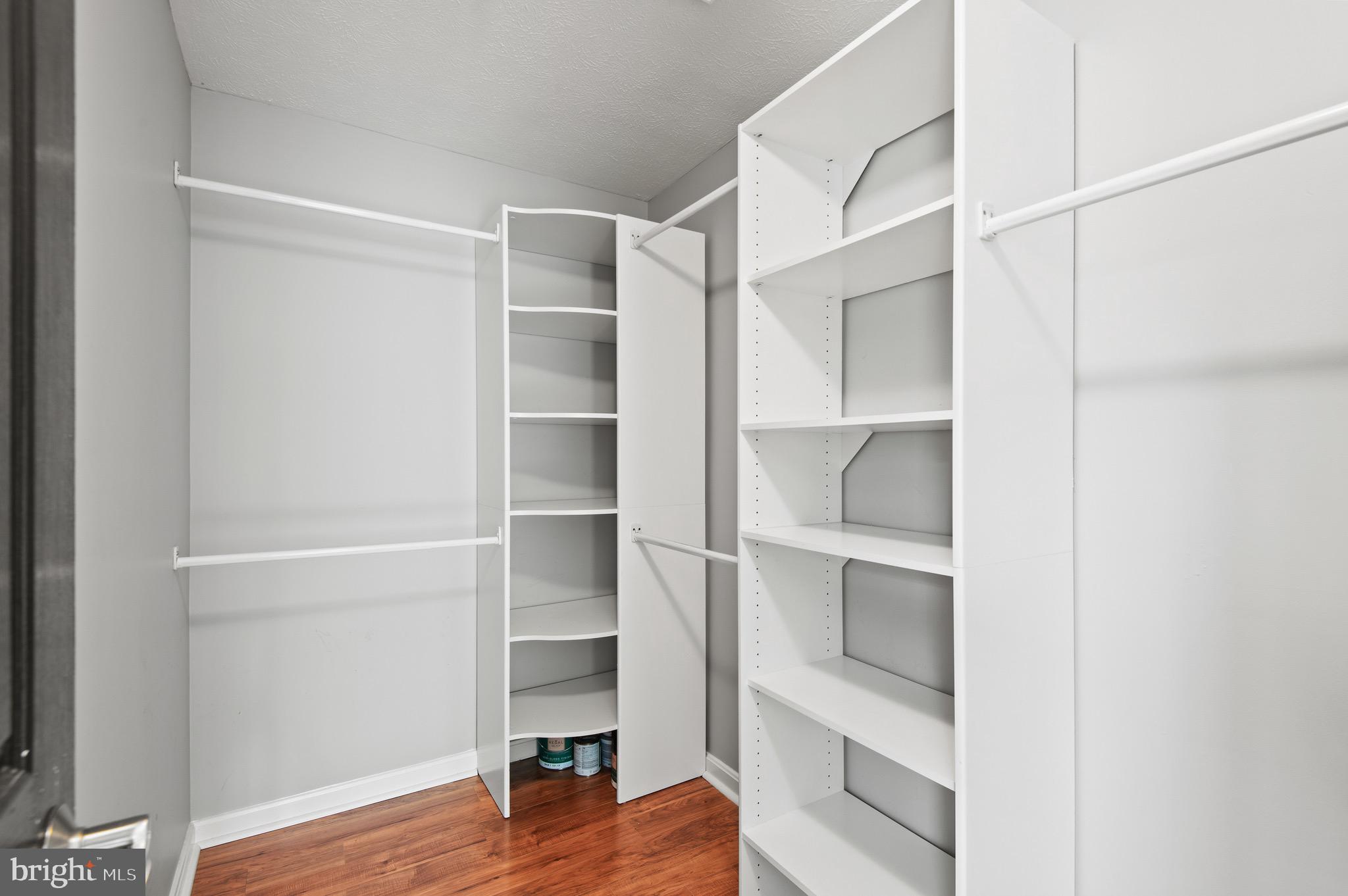 WINDGATE CONDO - Residential
