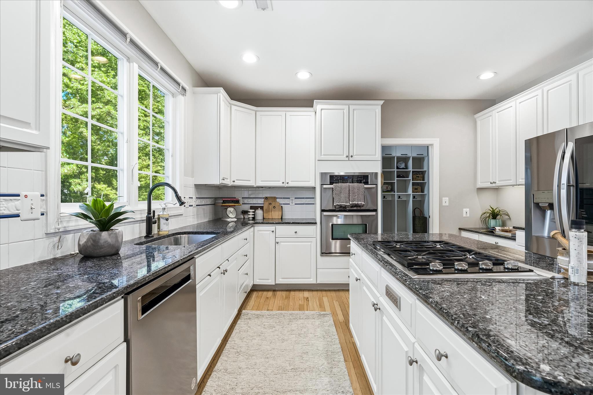 PINEY GLEN VILLAGE - Residential