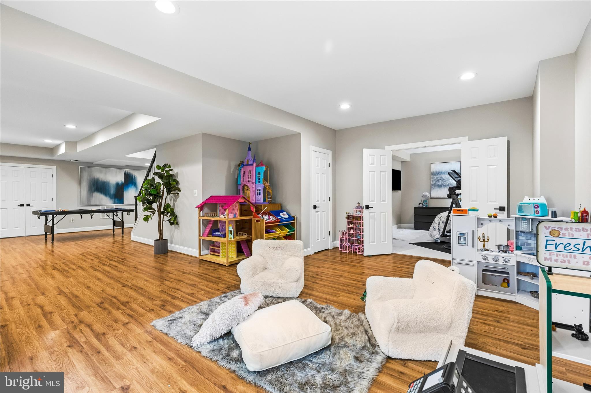 PINEY GLEN VILLAGE - Residential