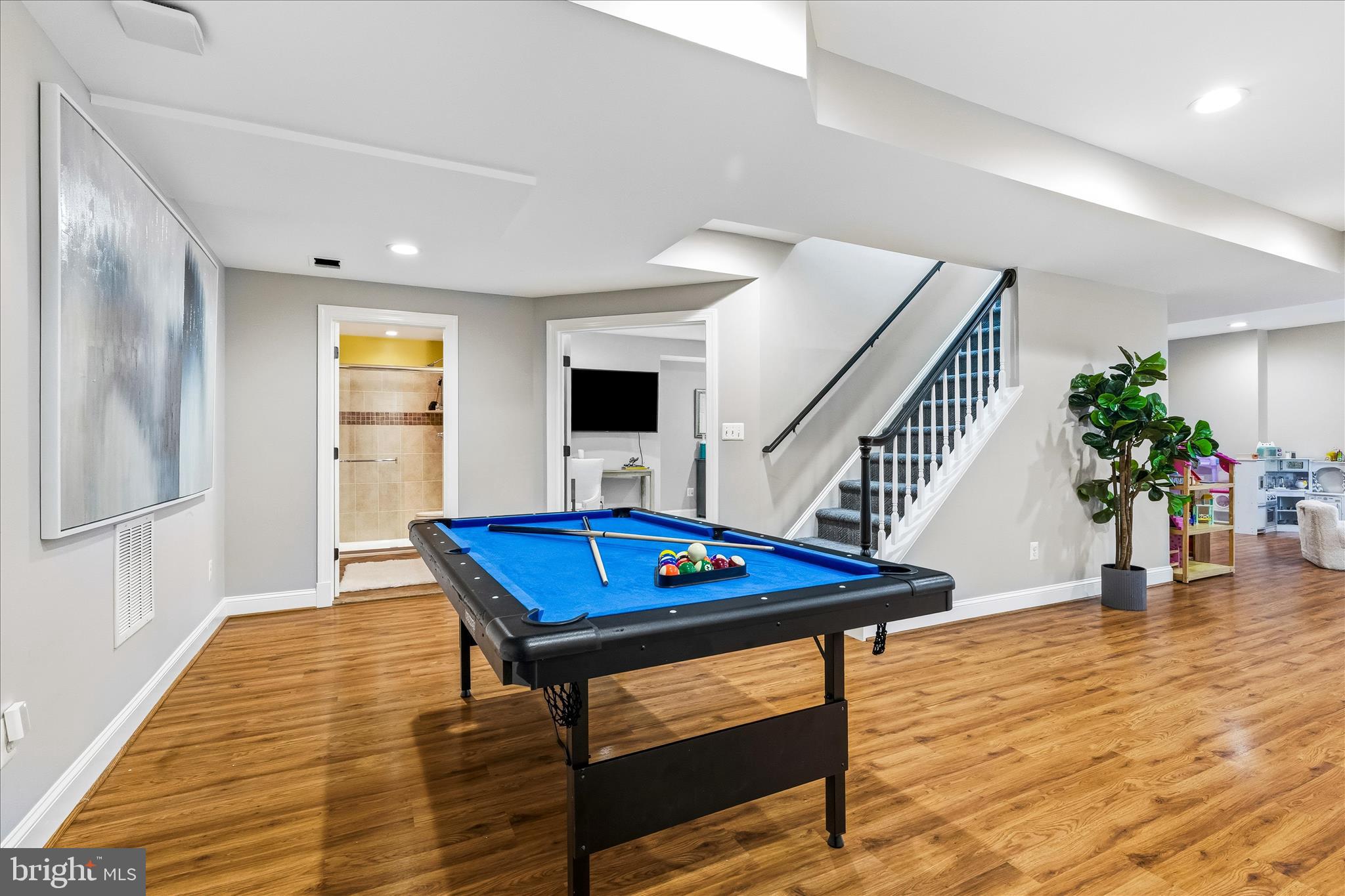 PINEY GLEN VILLAGE - Residential