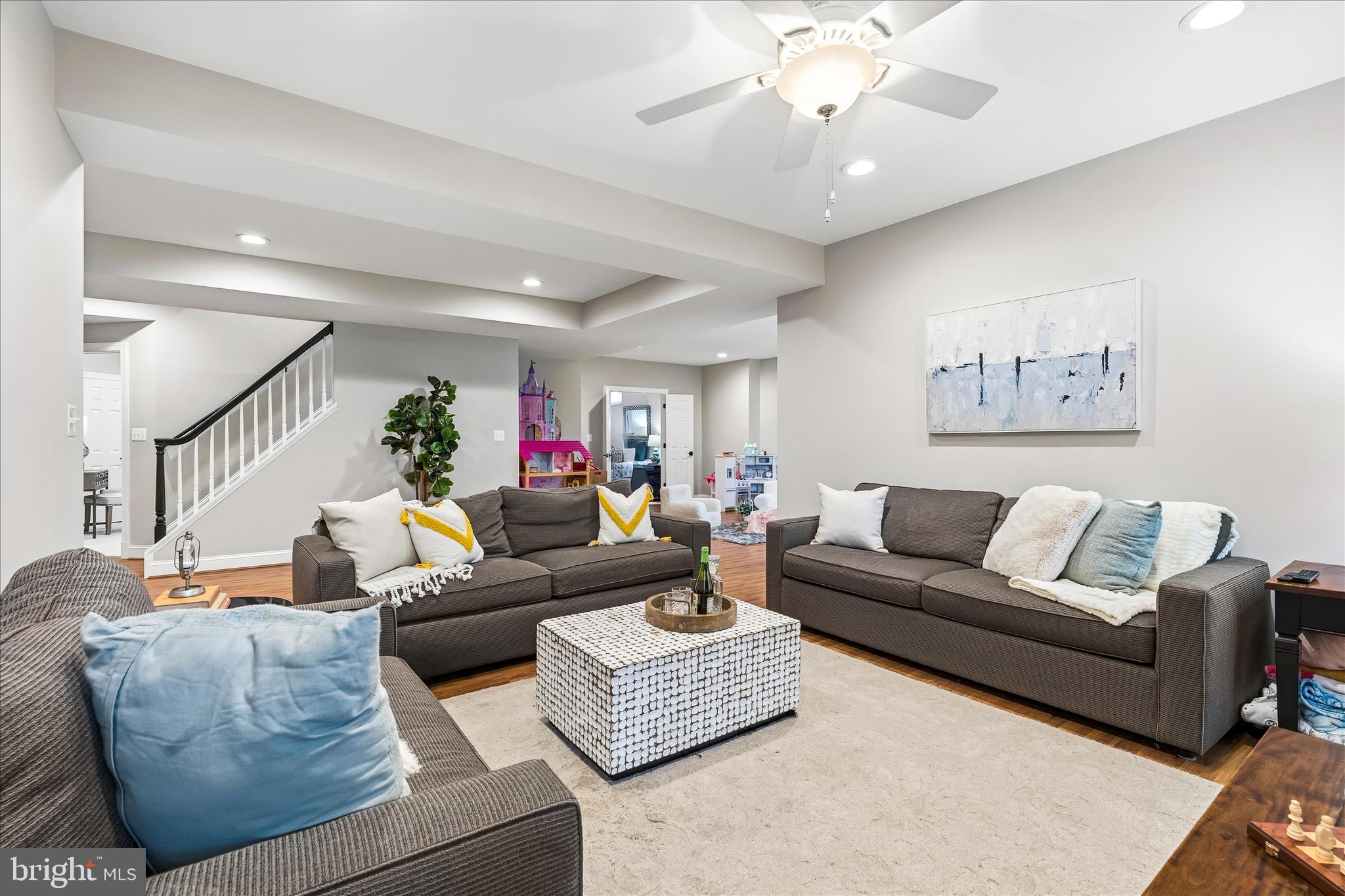 PINEY GLEN VILLAGE - Residential
