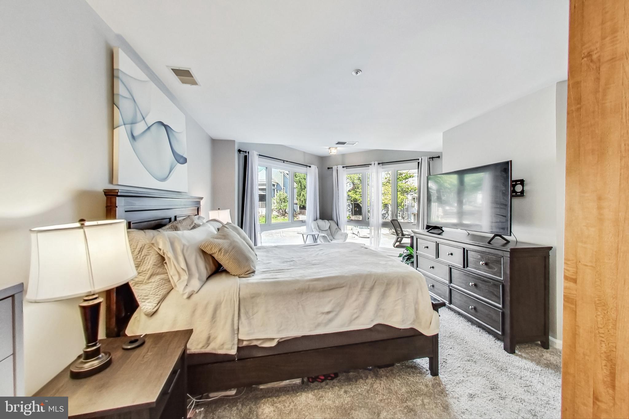 DORSEY HALL - Residential