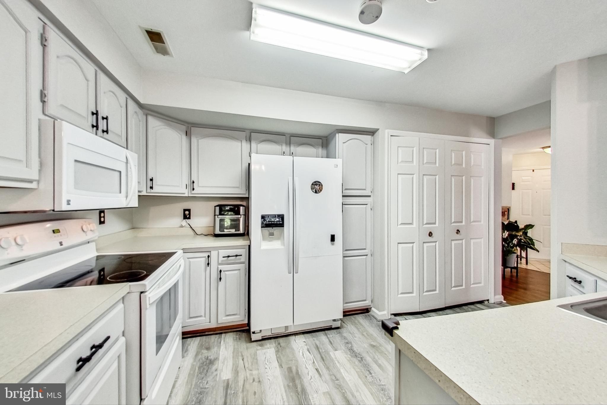 DORSEY HALL - Residential