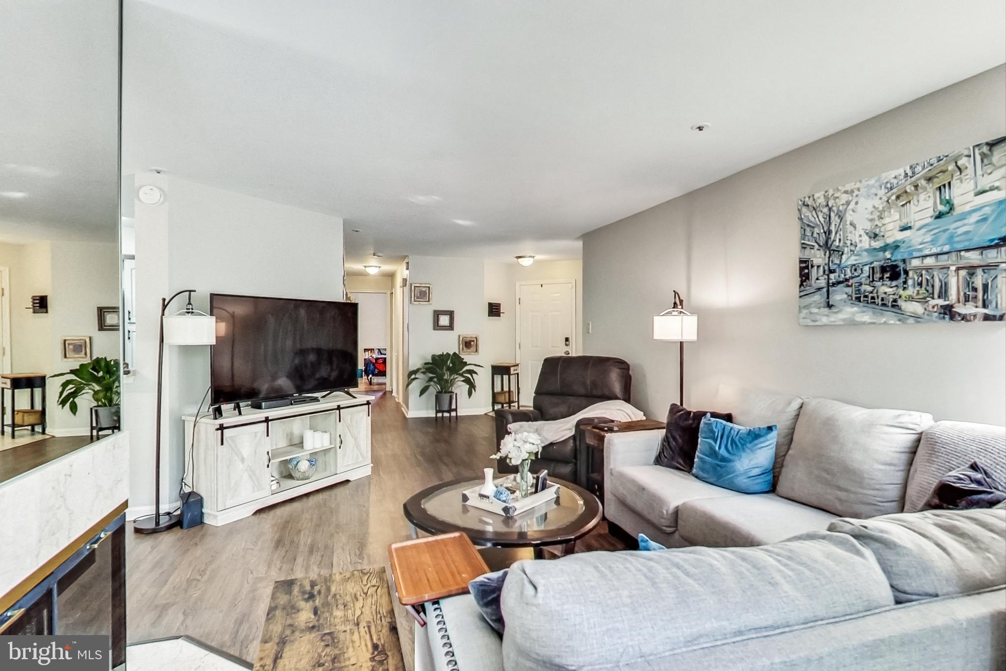 DORSEY HALL - Residential