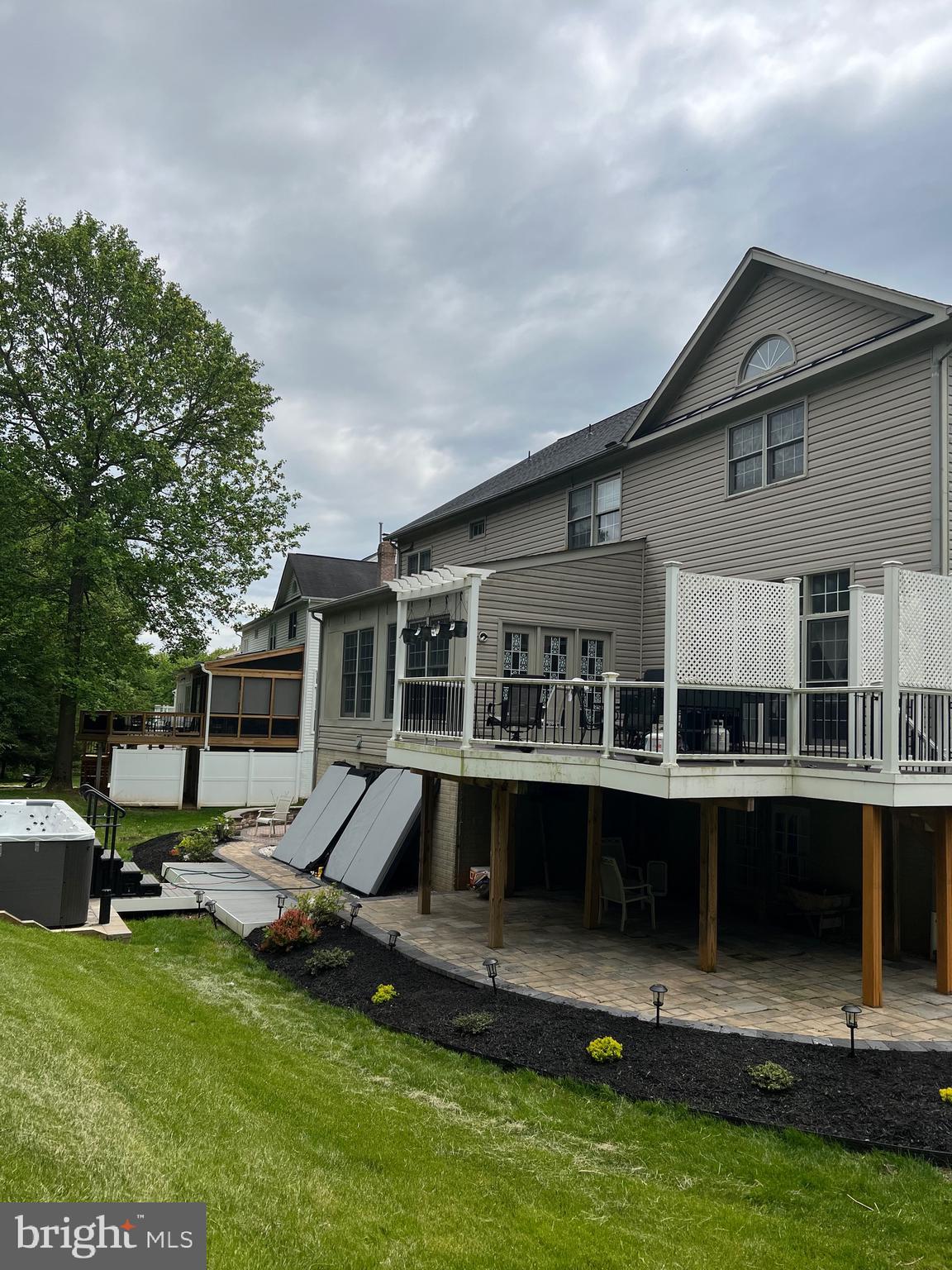 SMALLS NURSERY - Residential