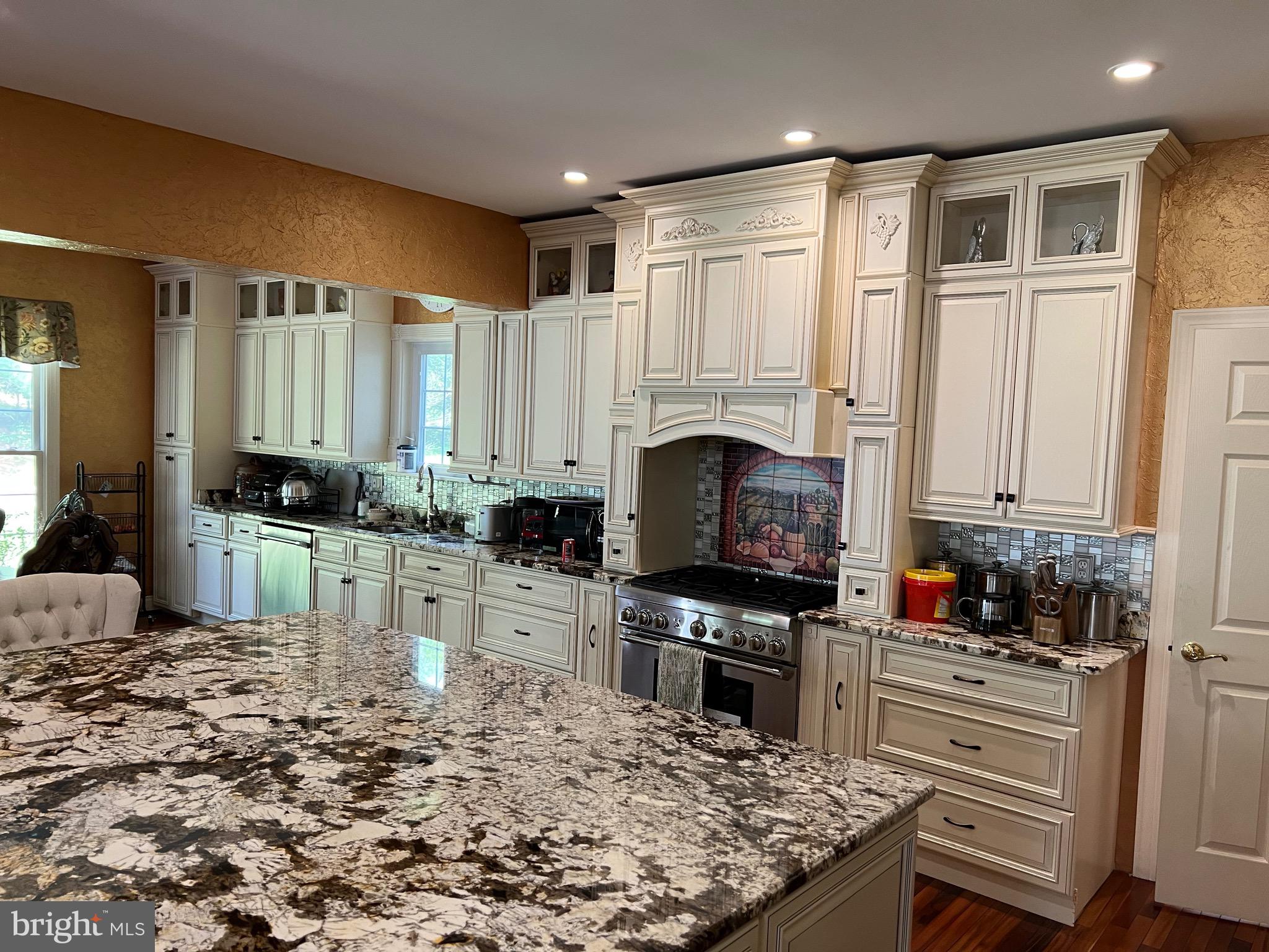 SMALLS NURSERY - Residential