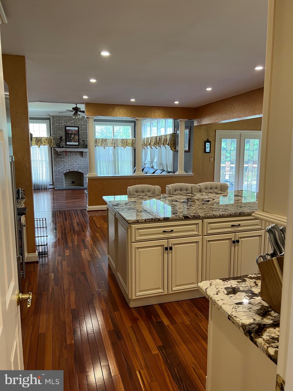 SMALLS NURSERY - Residential