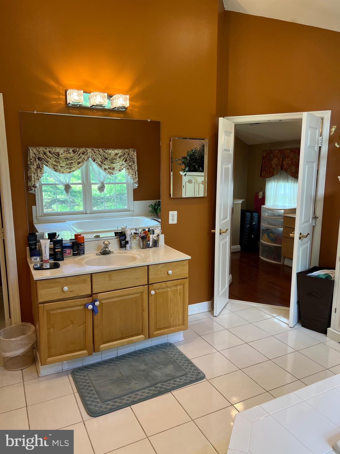 SMALLS NURSERY - Residential