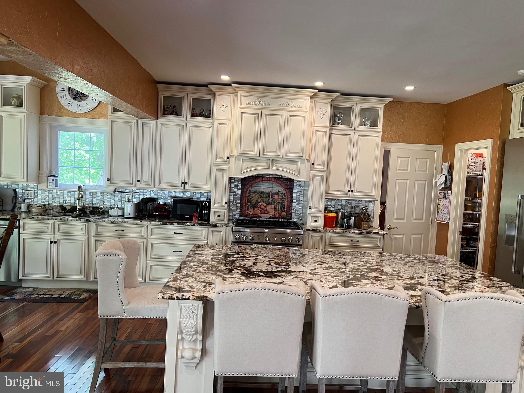 SMALLS NURSERY - Residential