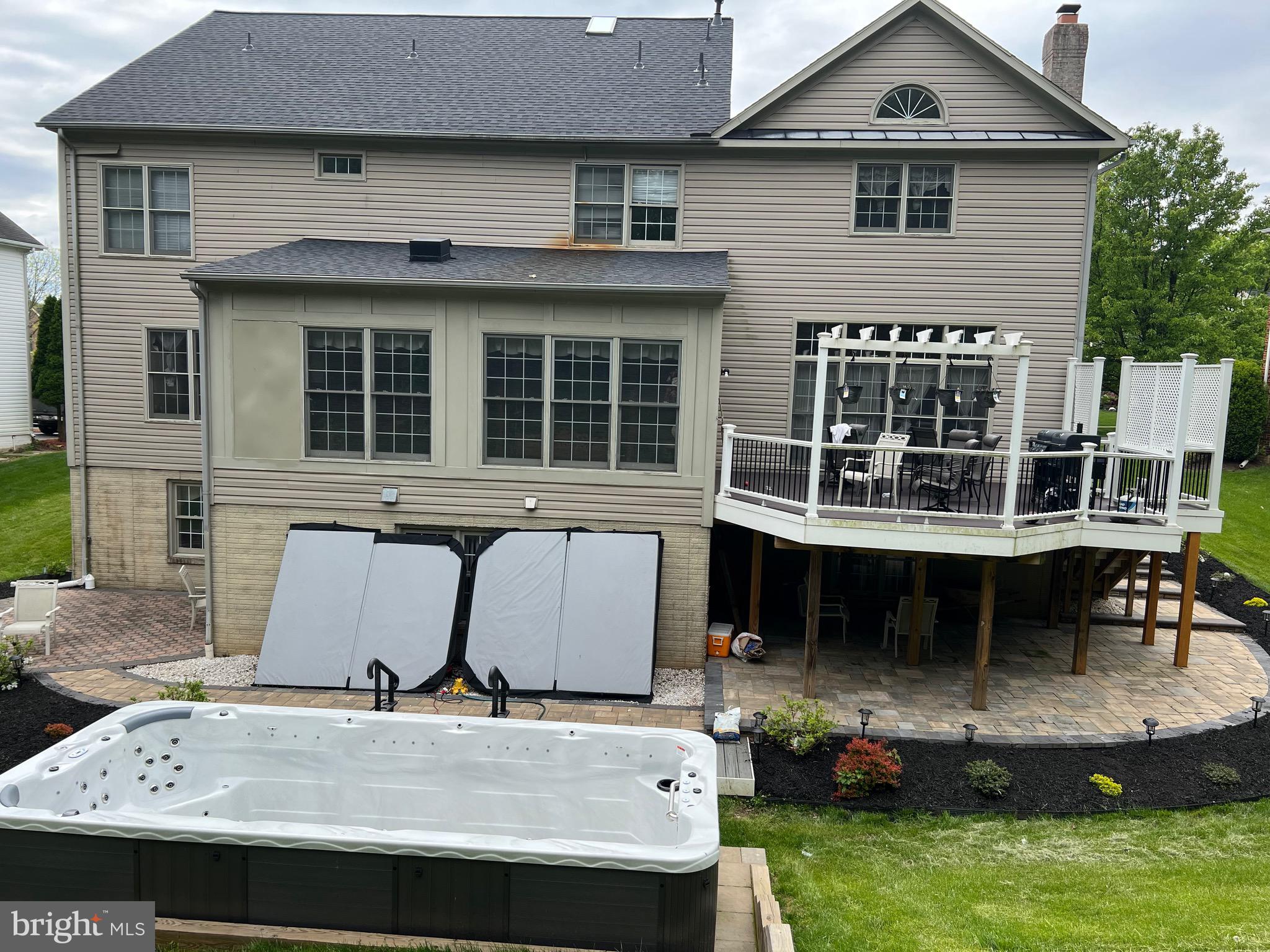 SMALLS NURSERY - Residential